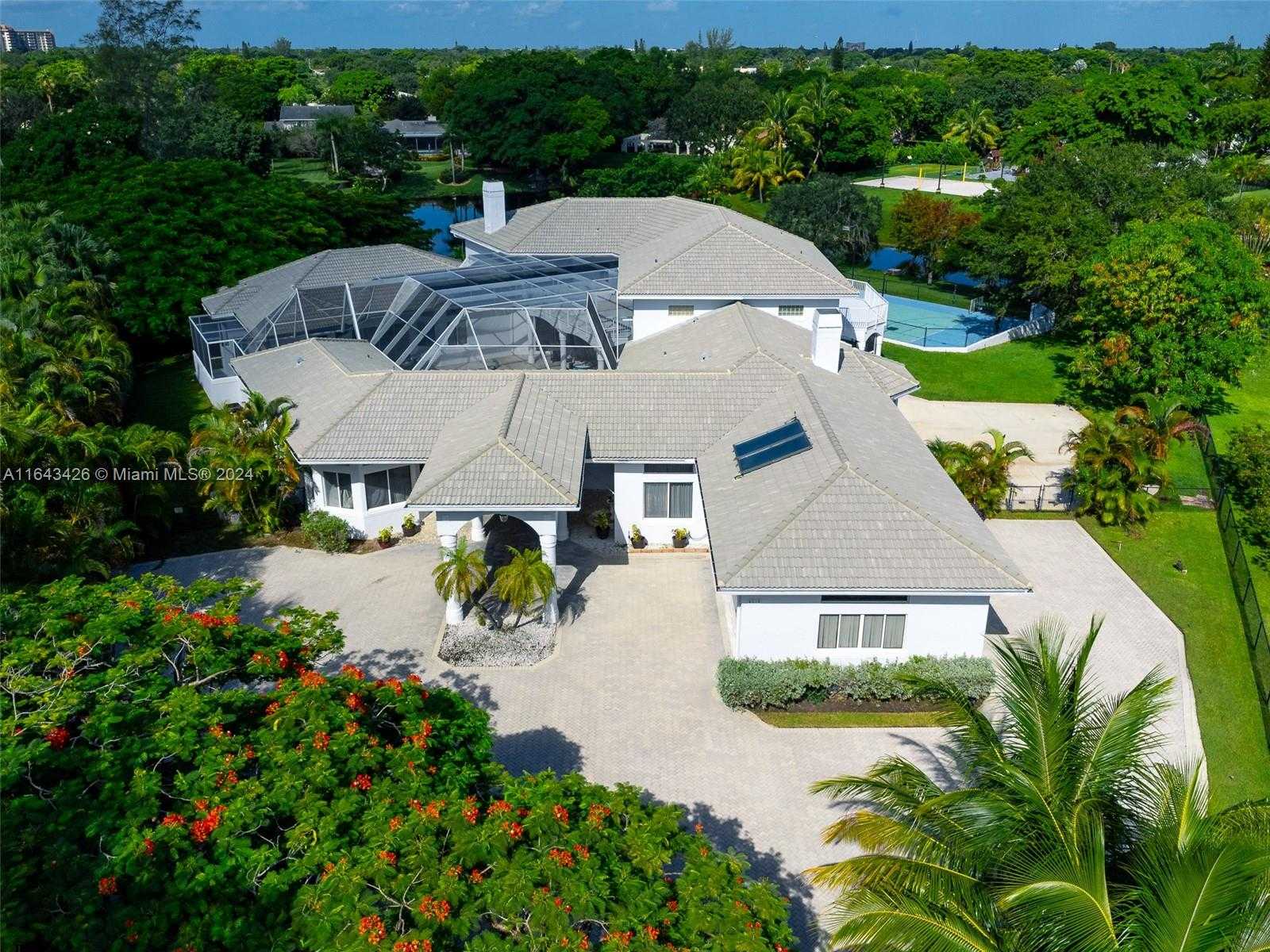 Small Image of 4010 NORTH WEST 100TH AVE, Coral Springs Number 27