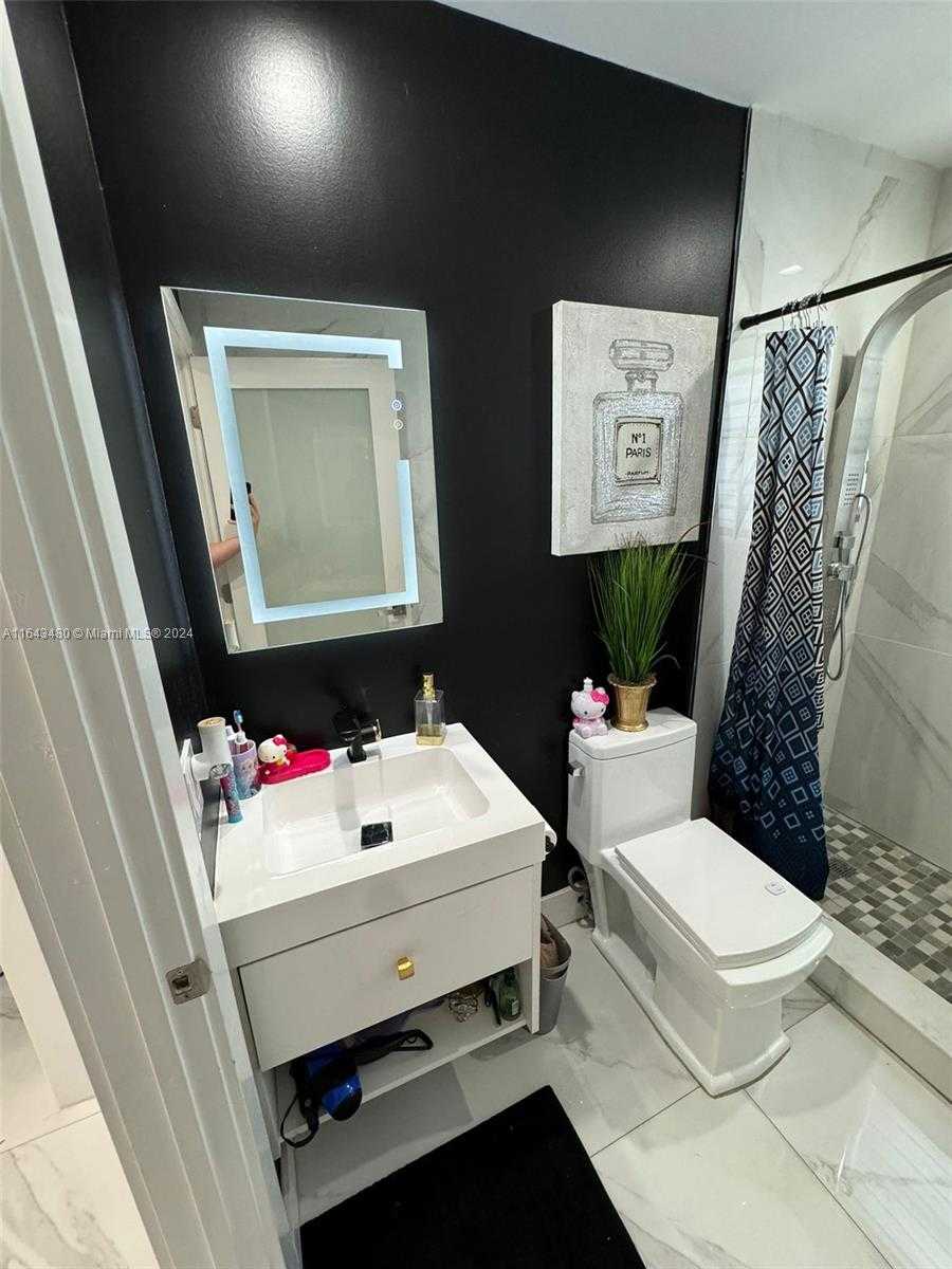 Small Image of 19010 NORTH WEST 78TH PL, Hialeah Number 19