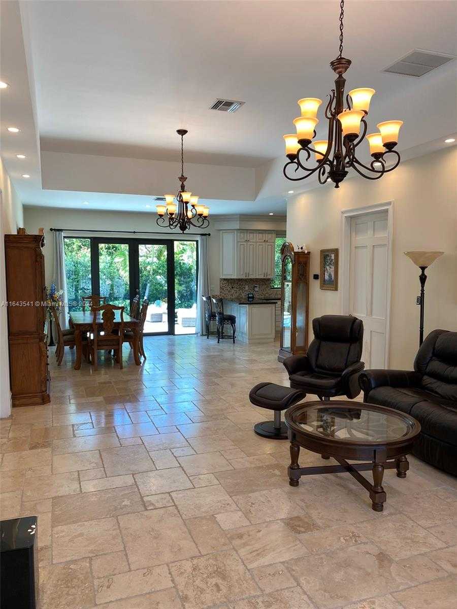Small Image of 343 190TH ST, Sunny Isles Beach Number 17