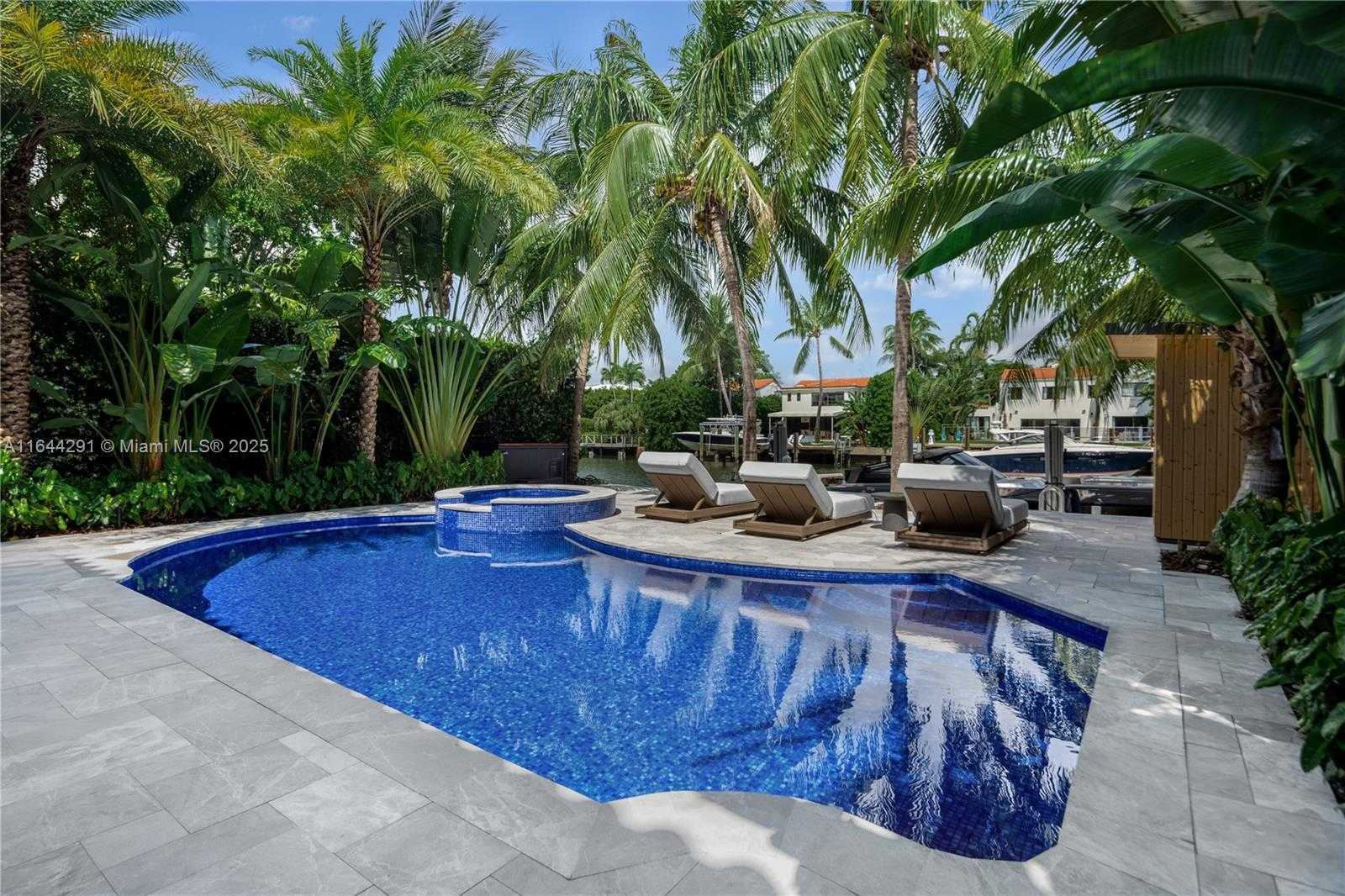 Small Image of 4442 PRAIRIE AVE, Miami Beach Number 26