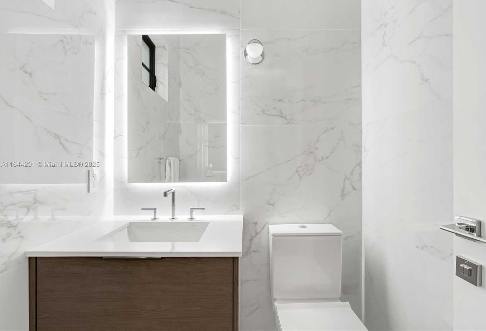Small Image of 4442 PRAIRIE AVE, Miami Beach Number 46