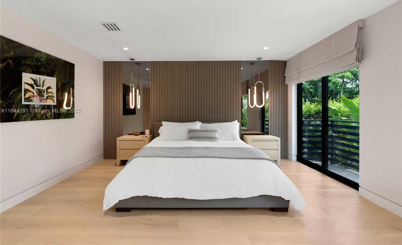 Small Image of 4442 PRAIRIE AVE, Miami Beach Number 63