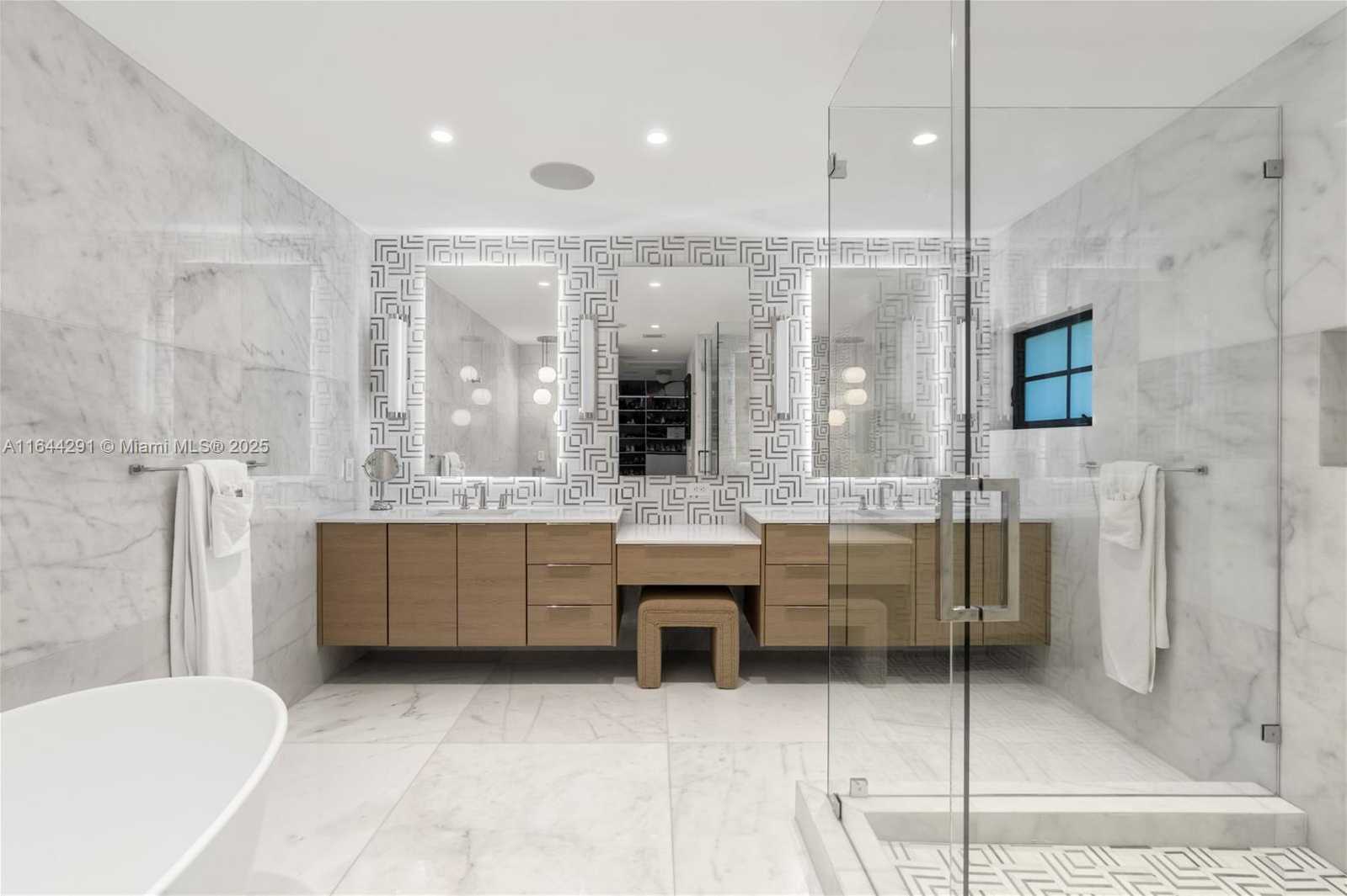 Small Image of 4442 PRAIRIE AVE, Miami Beach Number 65
