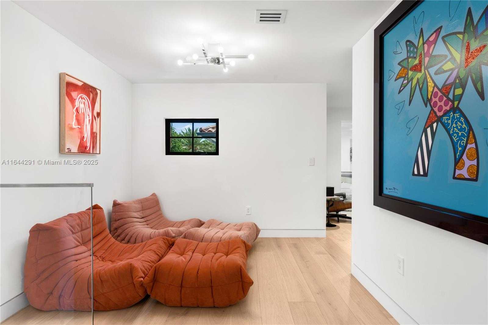 Small Image of 4442 PRAIRIE AVE, Miami Beach Number 71