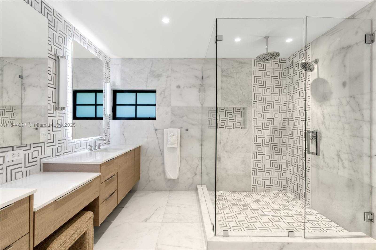 Small Image of 4442 PRAIRIE AVE, Miami Beach Number 74