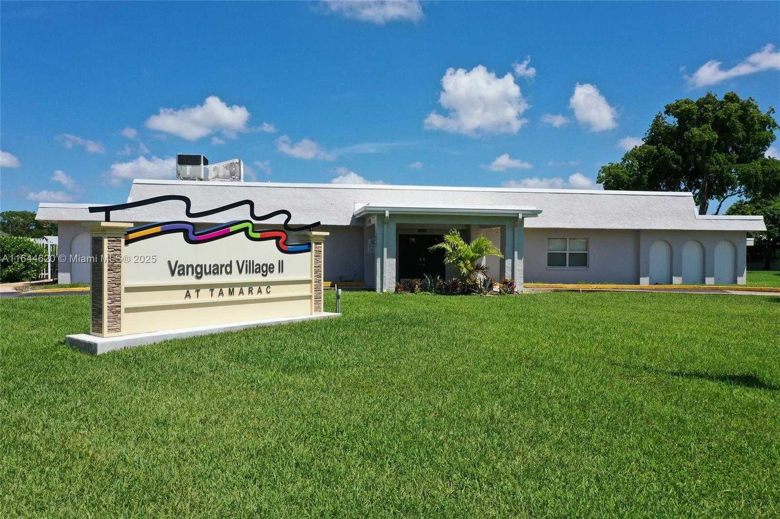 Small Image of 6605 NORTH WEST 77TH ST, Tamarac Number 20