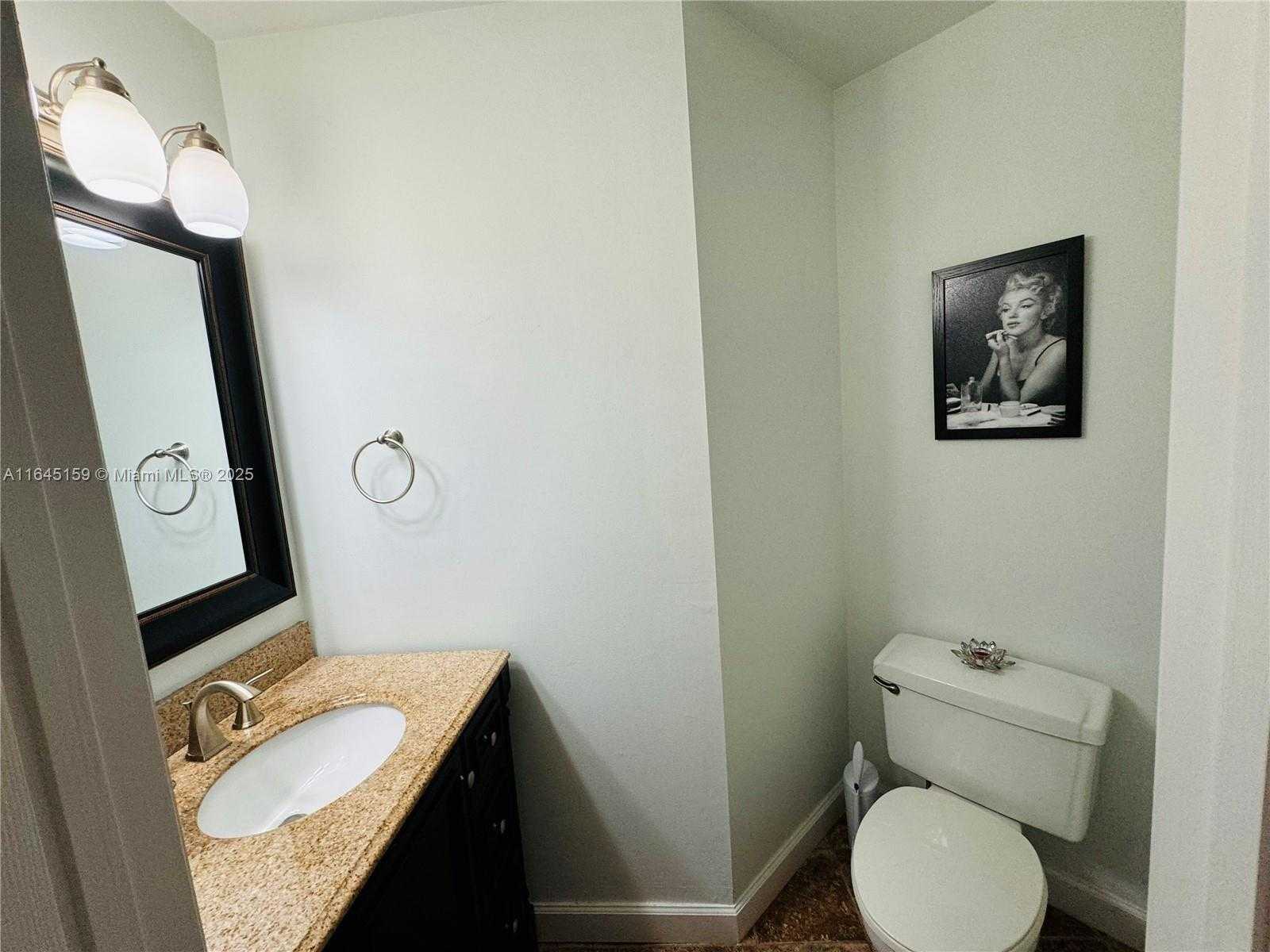 Small Image of 10202 Caracas St, Hollywood, FL 33026, USA Number 10