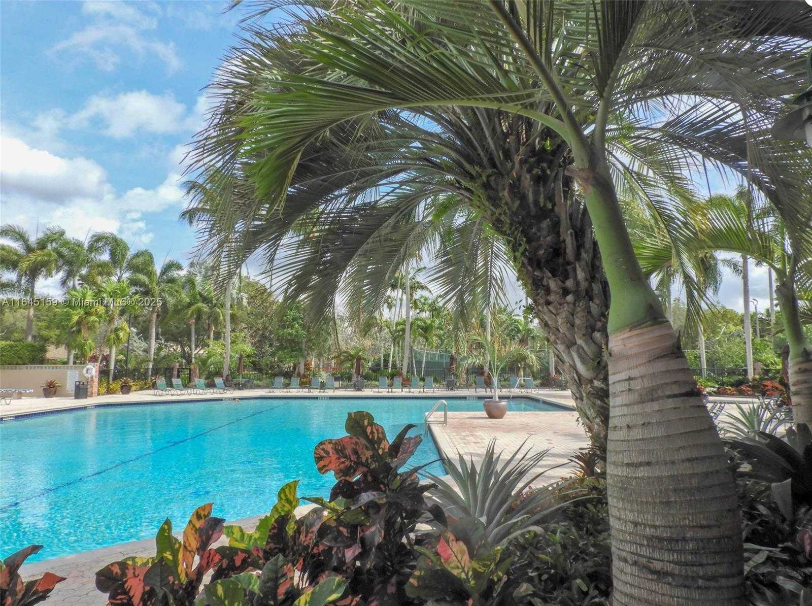 Small Image of 10202 Caracas St, Hollywood, FL 33026, USA Number 20