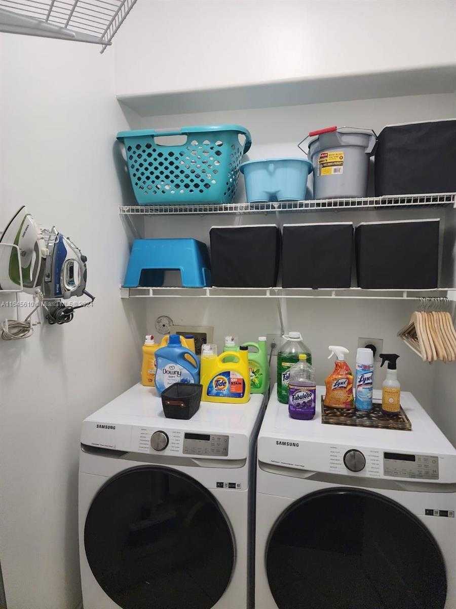Imagen de Pequeño Objeto