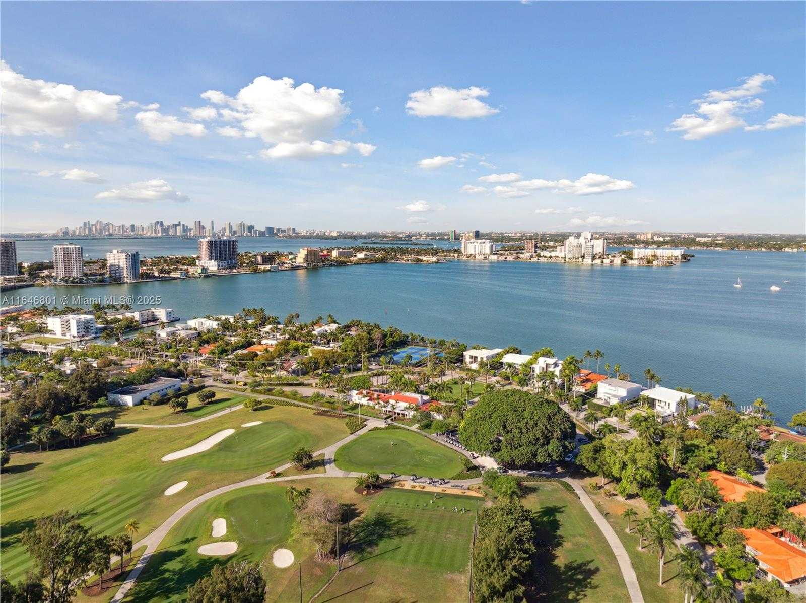 Small Image of 1020 SOUTH SHORE DR, Miami Beach Number 15