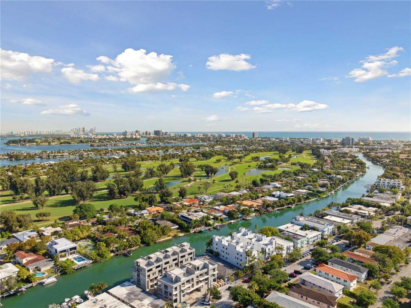 Small Image of 1020 SOUTH SHORE DR, Miami Beach Number 19