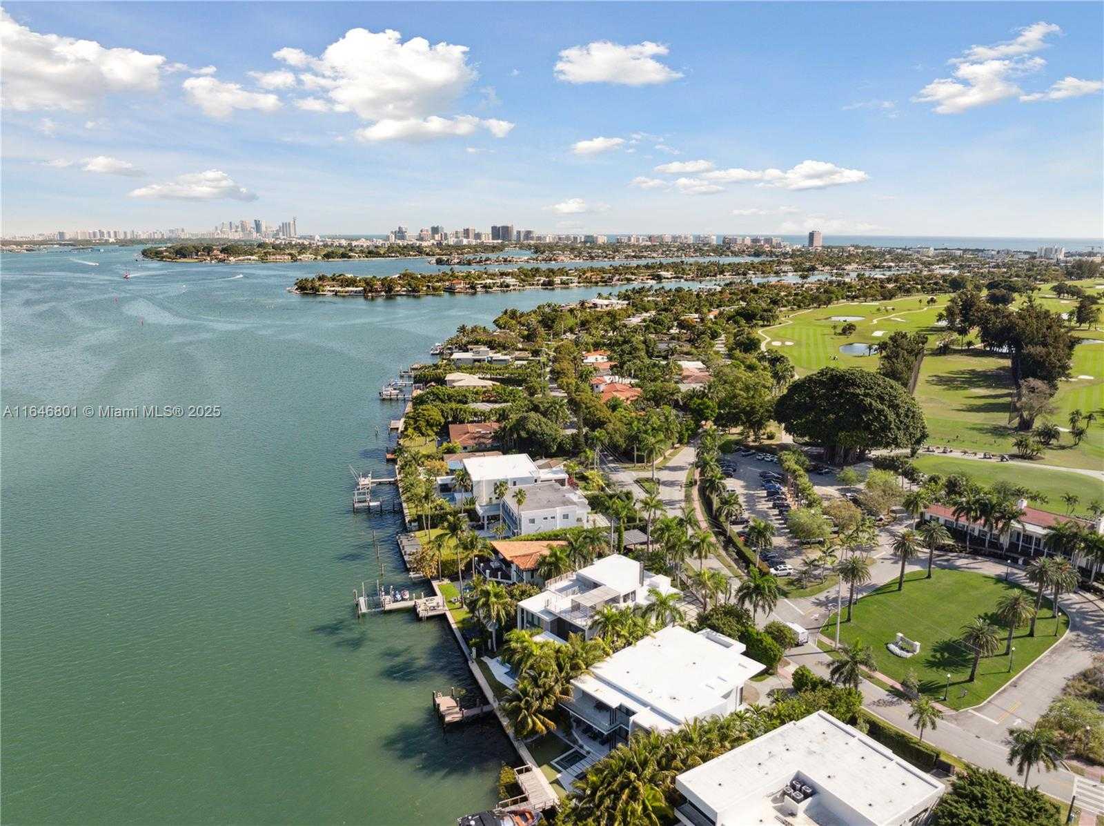 Small Image of 1020 SOUTH SHORE DR, Miami Beach Number 21