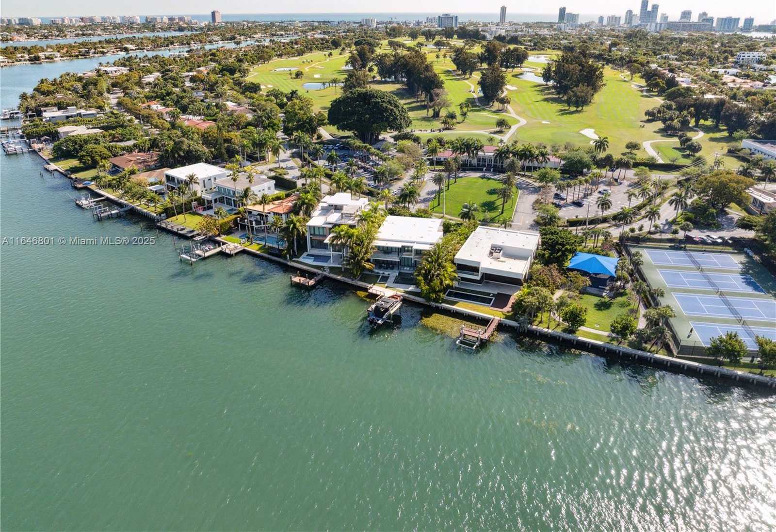 Small Image of 1020 SOUTH SHORE DR, Miami Beach Number 22