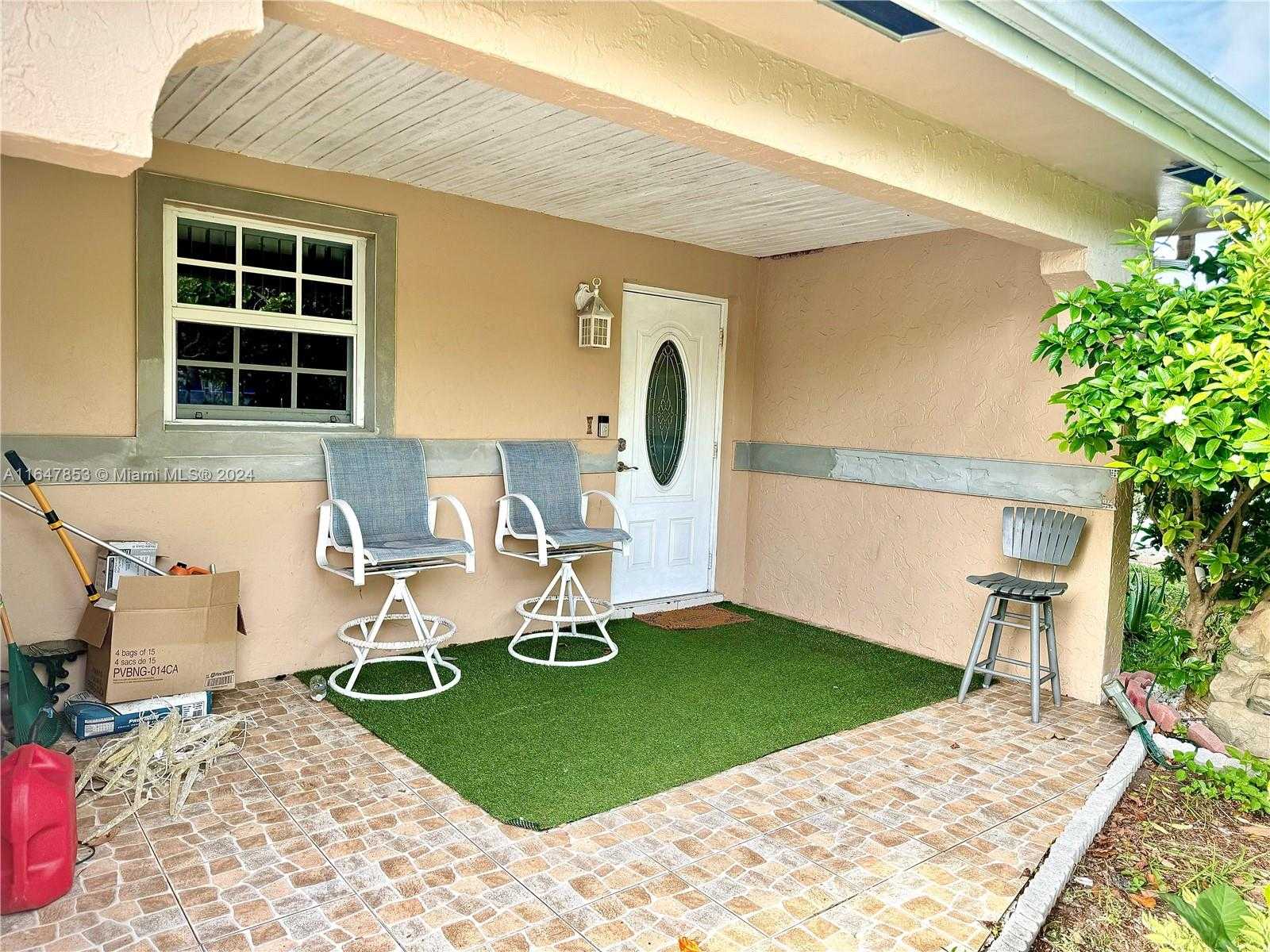 Small Image of 41 NORTH EAST 45TH CT, Oakland Park Number 3