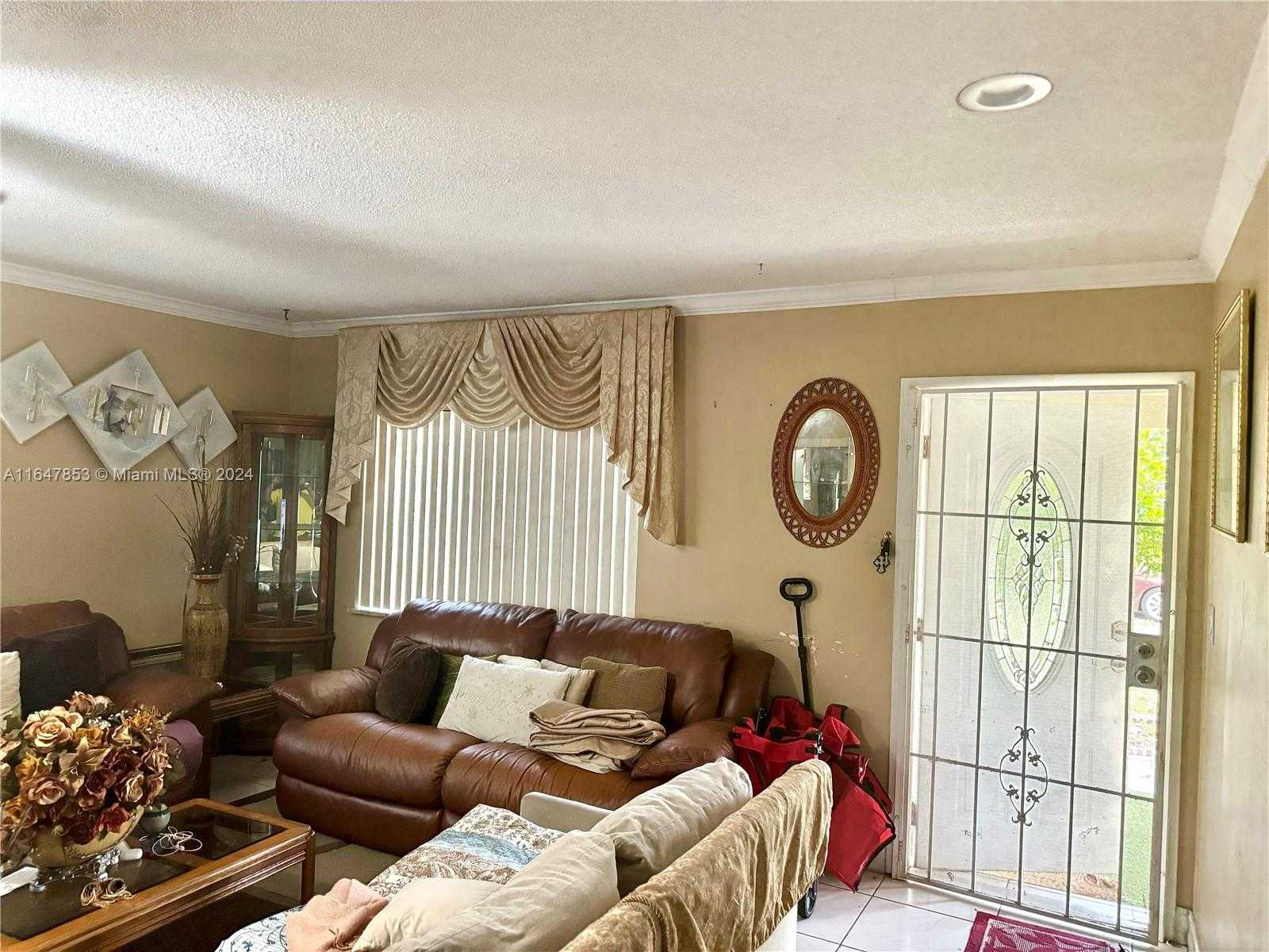 Small Image of 41 NORTH EAST 45TH CT, Oakland Park Number 5