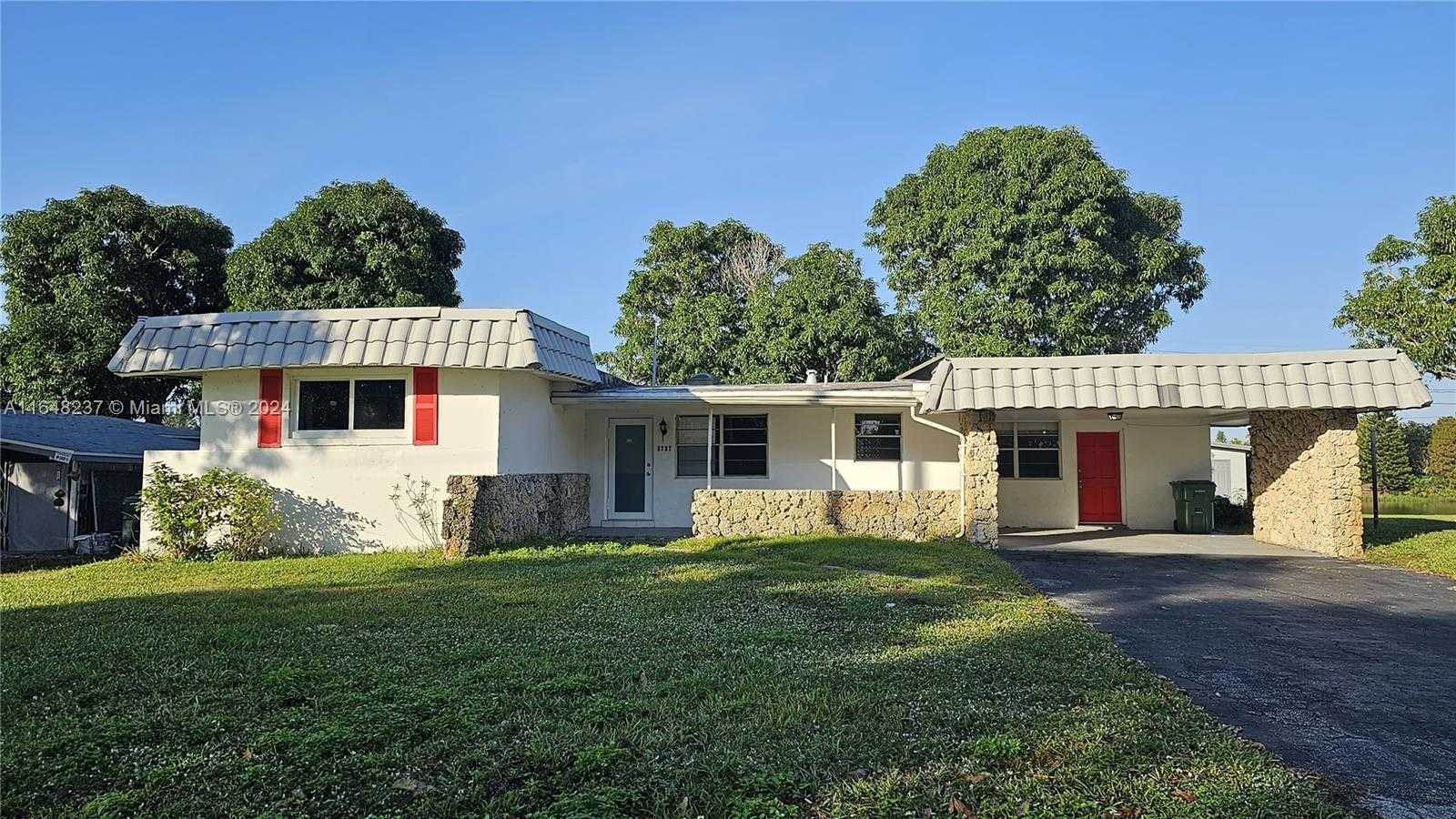 Small Image of 2737 NORTH WEST 24TH AVE, Oakland Park Number 2