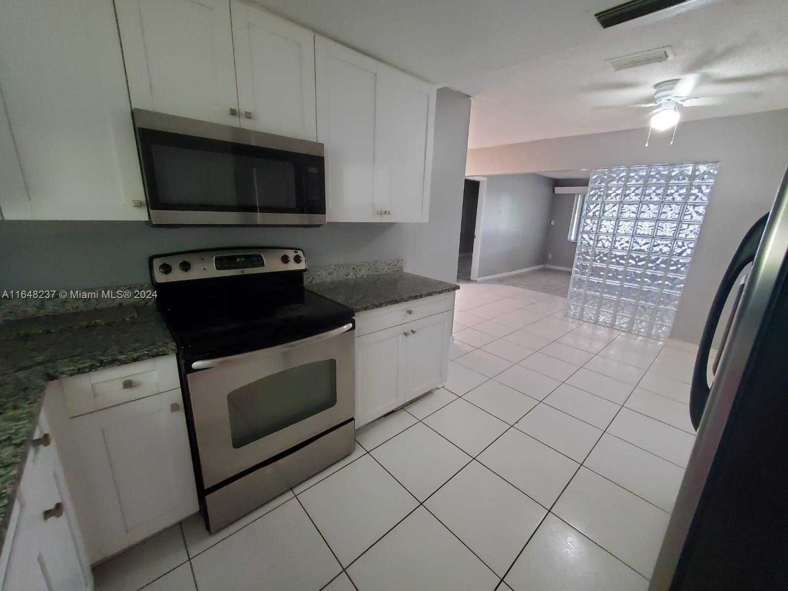 Small Image of 2737 NORTH WEST 24TH AVE, Oakland Park Number 6