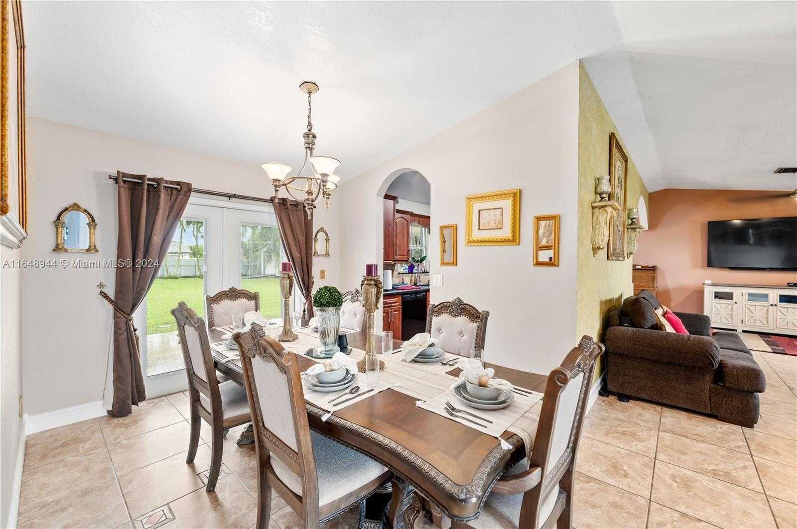 Small Image of 1442 NORTH WEST 20TH ST, Homestead Number 12