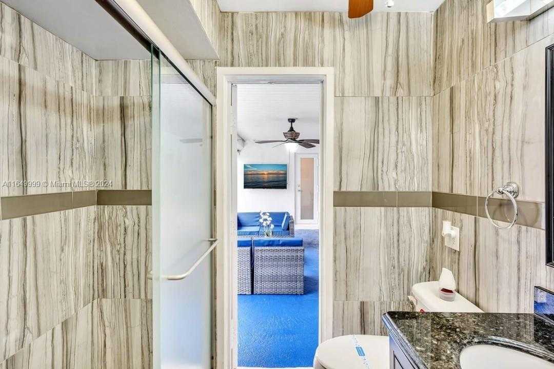 Small Image of 2210 NORTH 54TH AVE, Hollywood Number 11