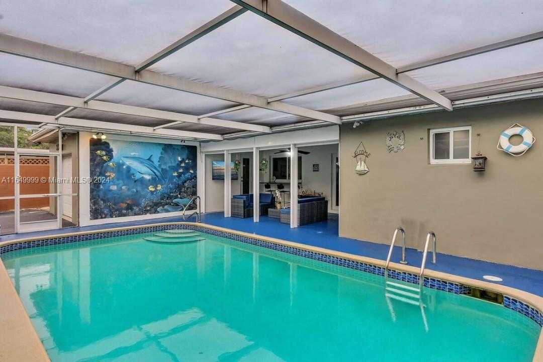Small Image of 2210 NORTH 54TH AVE, Hollywood Number 19