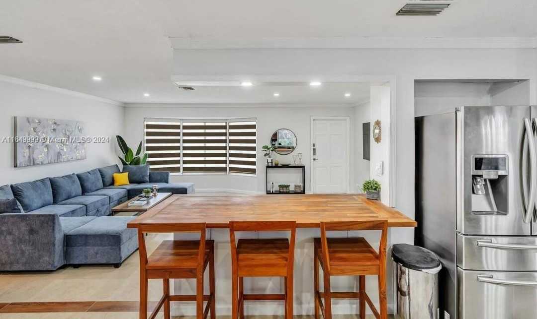 Small Image of 2210 NORTH 54TH AVE, Hollywood Number 27
