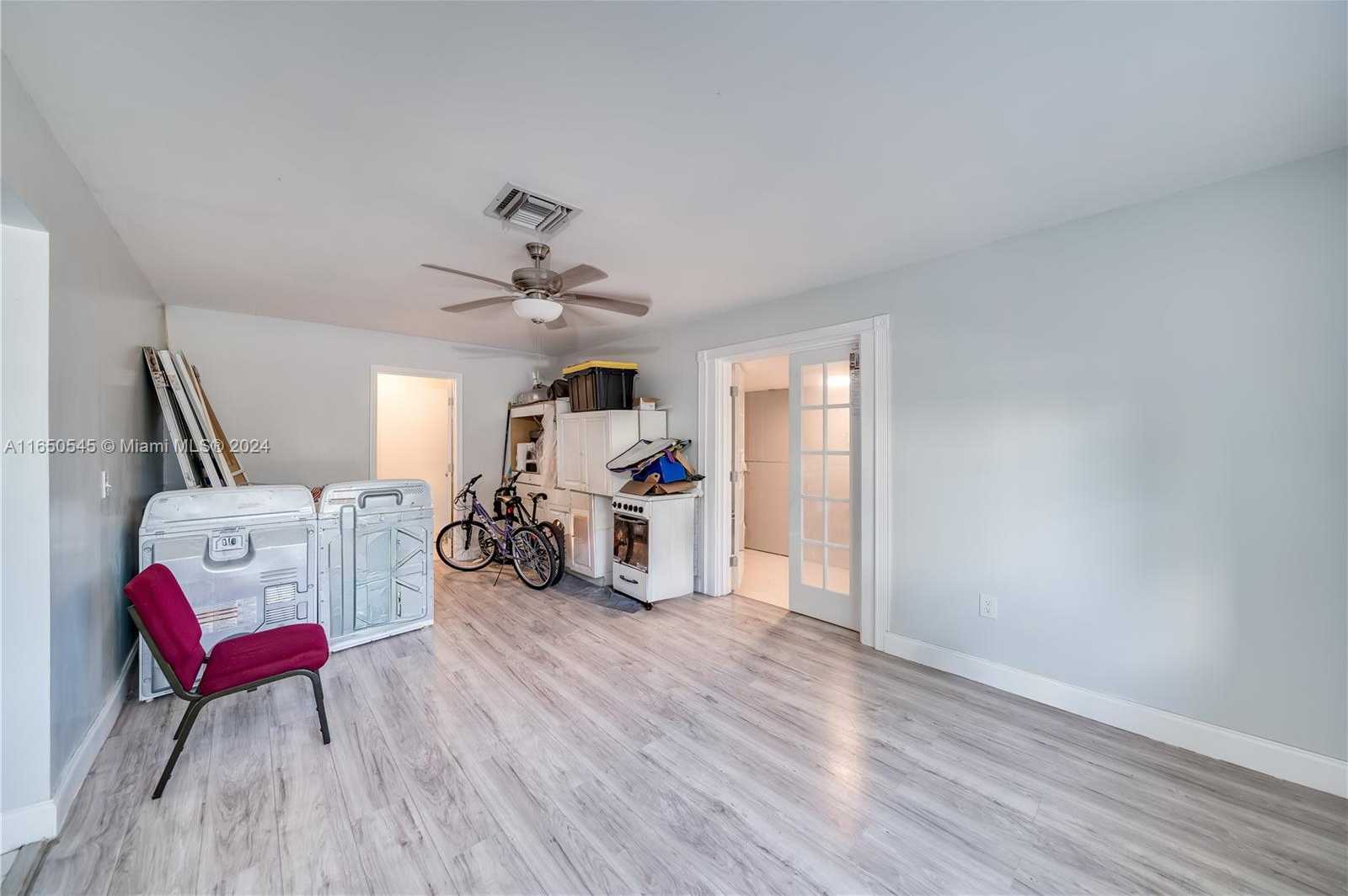 Small Image of 725 NORTH WEST 15TH CT, Pompano Beach Number 13