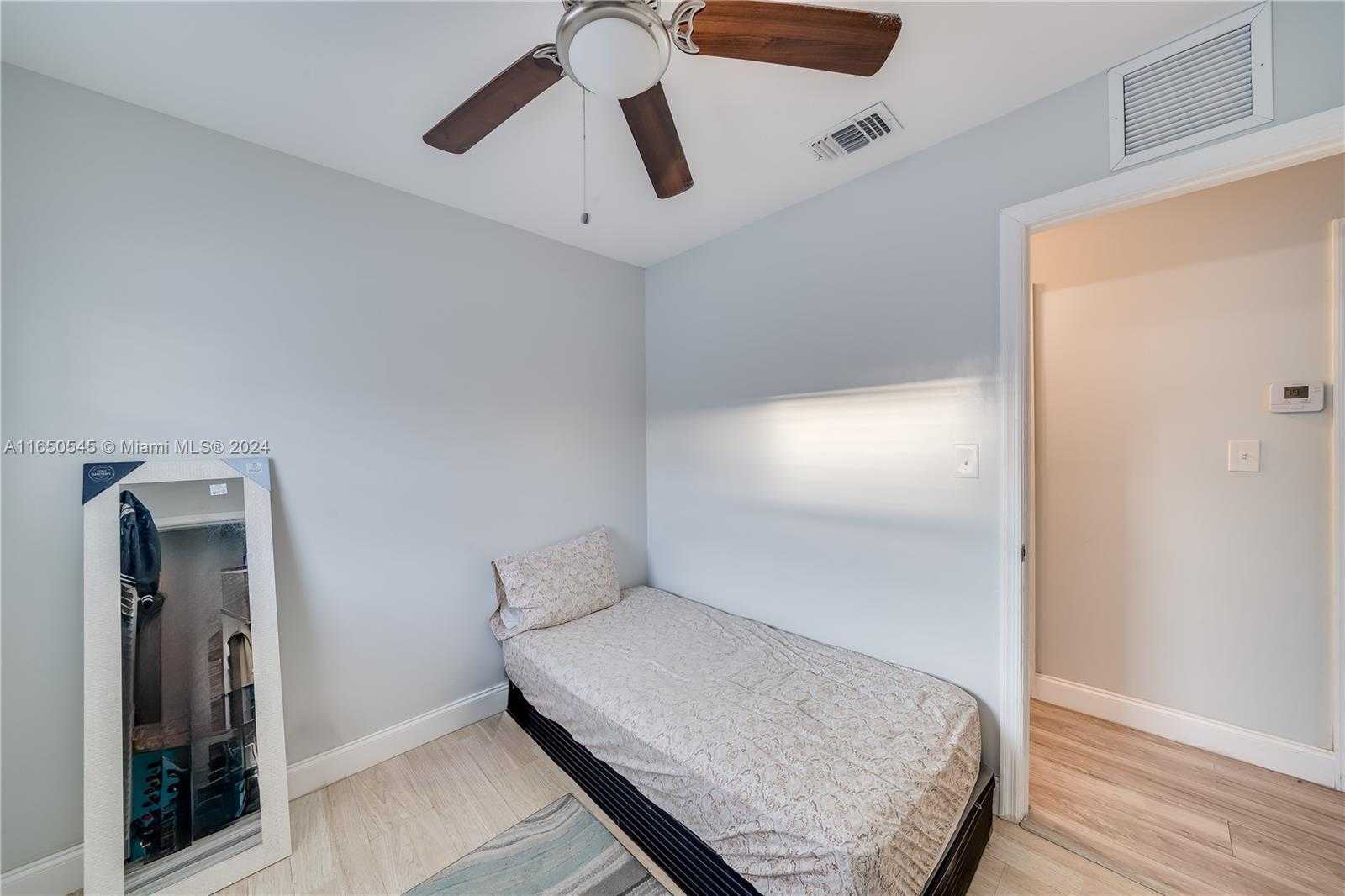 Small Image of 725 NORTH WEST 15TH CT, Pompano Beach Number 24