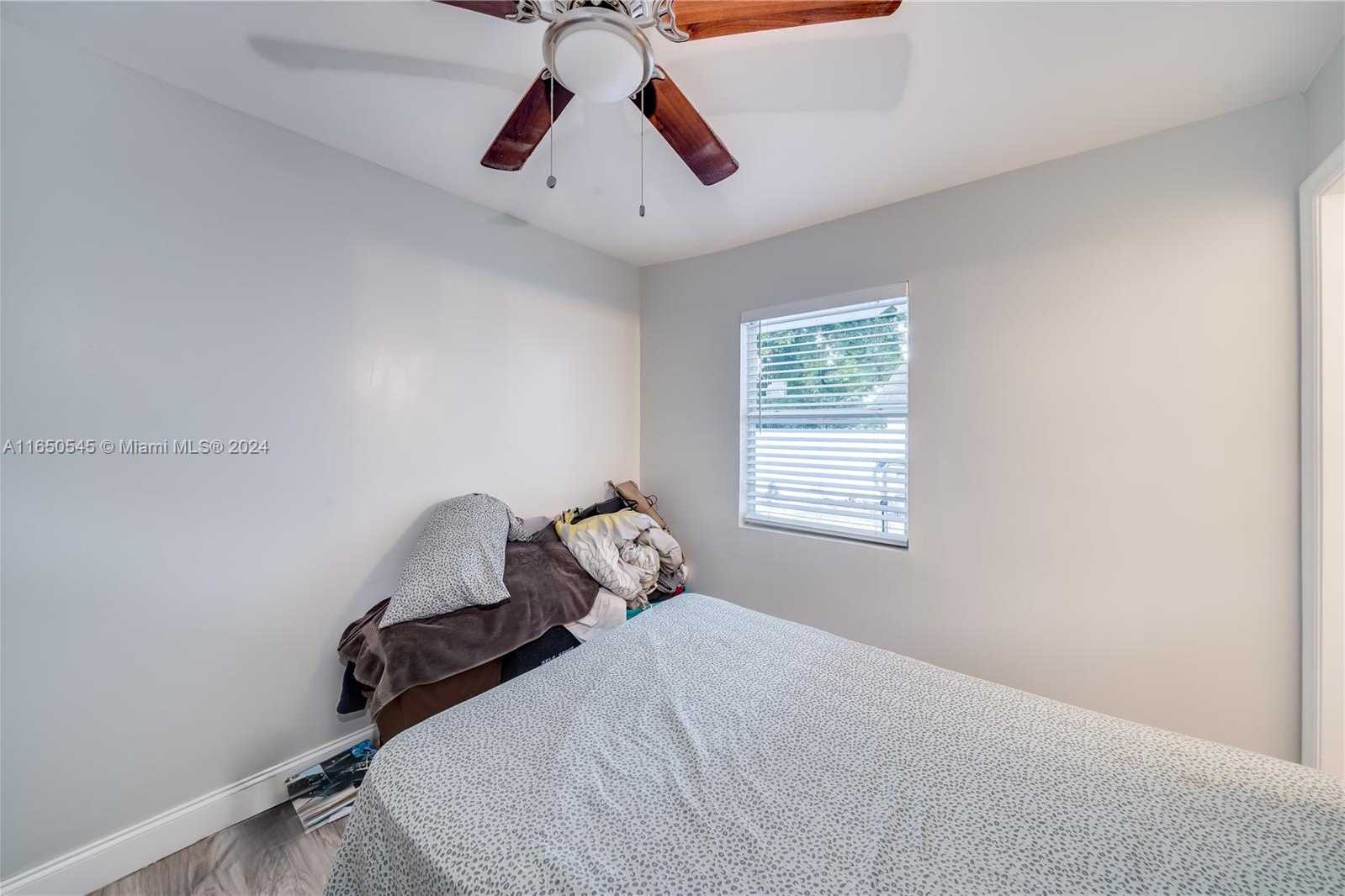 Small Image of 725 NORTH WEST 15TH CT, Pompano Beach Number 34
