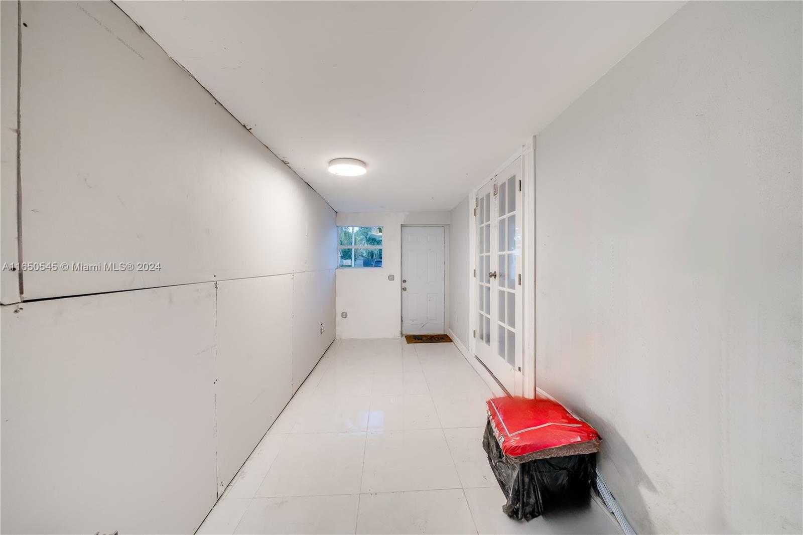 Small Image of 725 NORTH WEST 15TH CT, Pompano Beach Number 40