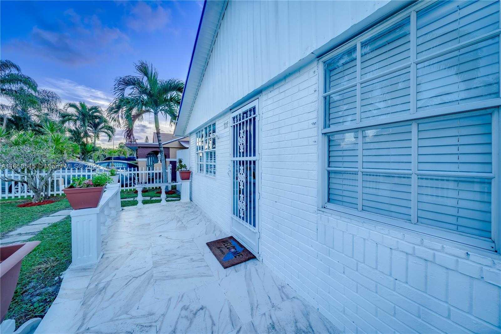 Small Image of 725 NORTH WEST 15TH CT, Pompano Beach Number 42
