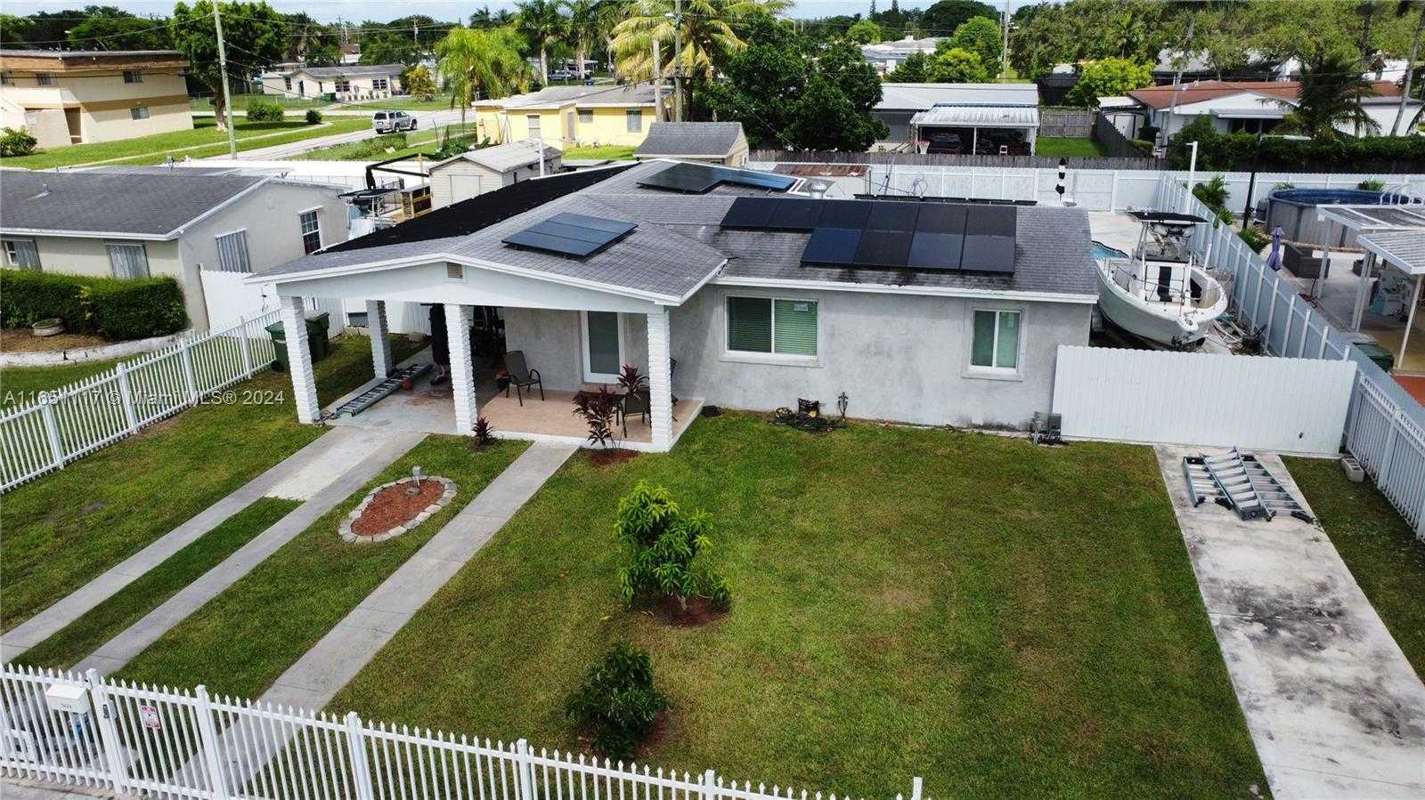 Small Image of 1025 NORTH EAST 13TH AVE, Homestead Number 3