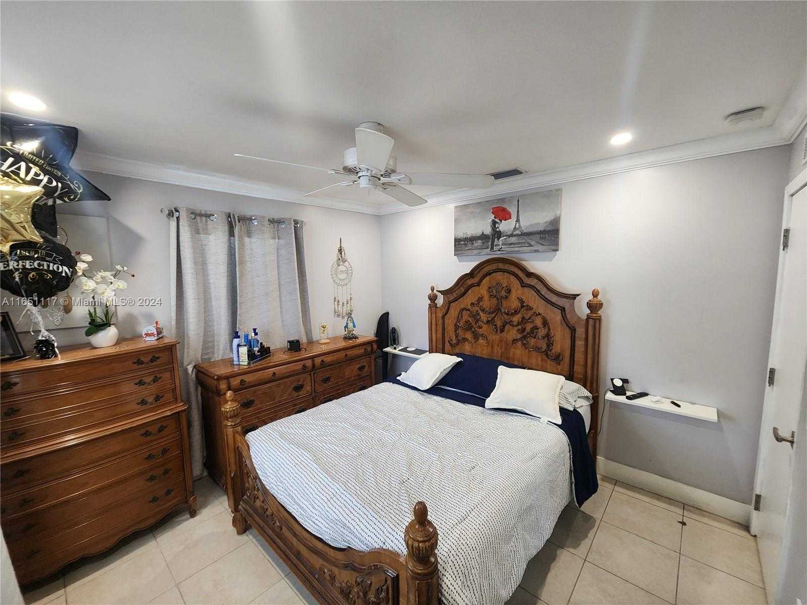 Small Image of 1025 NORTH EAST 13TH AVE, Homestead Number 6