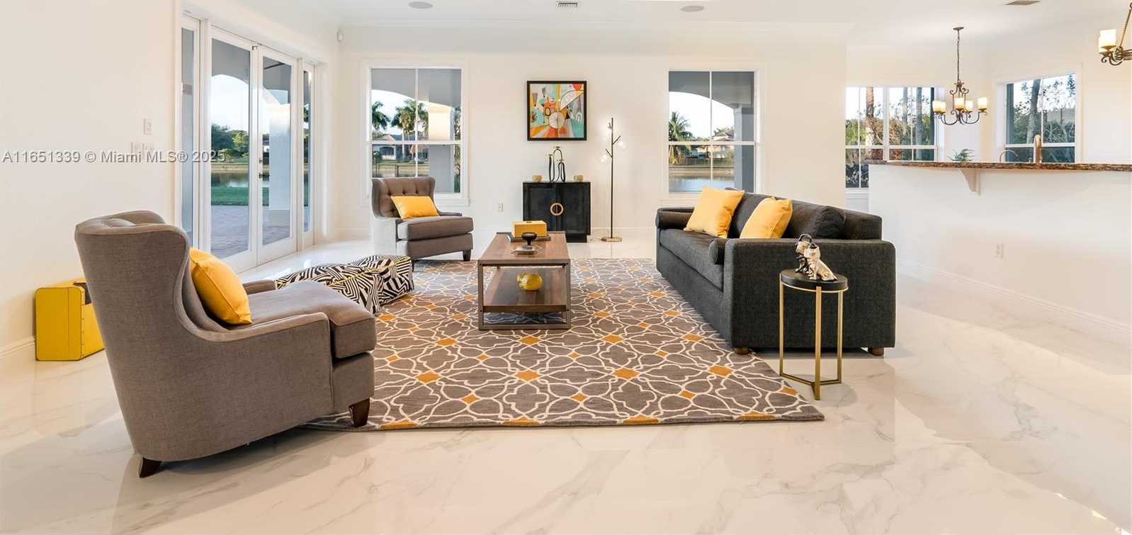 Small Image of 14403 SOUTH JOCKEY CIR S, Davie Number 16