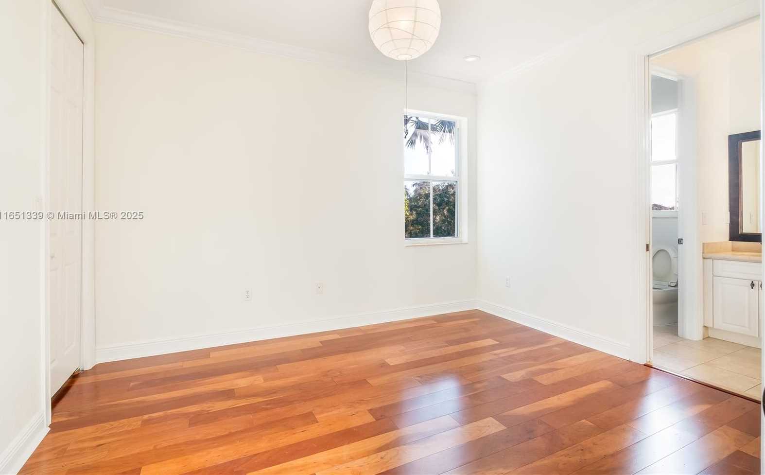 Small Image of 14403 SOUTH JOCKEY CIR S, Davie Number 40