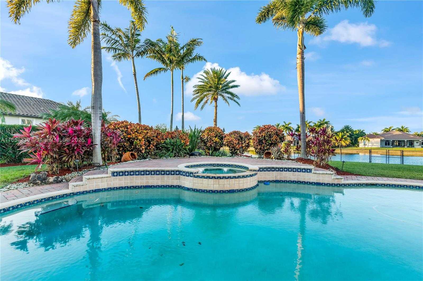 Small Image of 14403 SOUTH JOCKEY CIR S, Davie Number 46