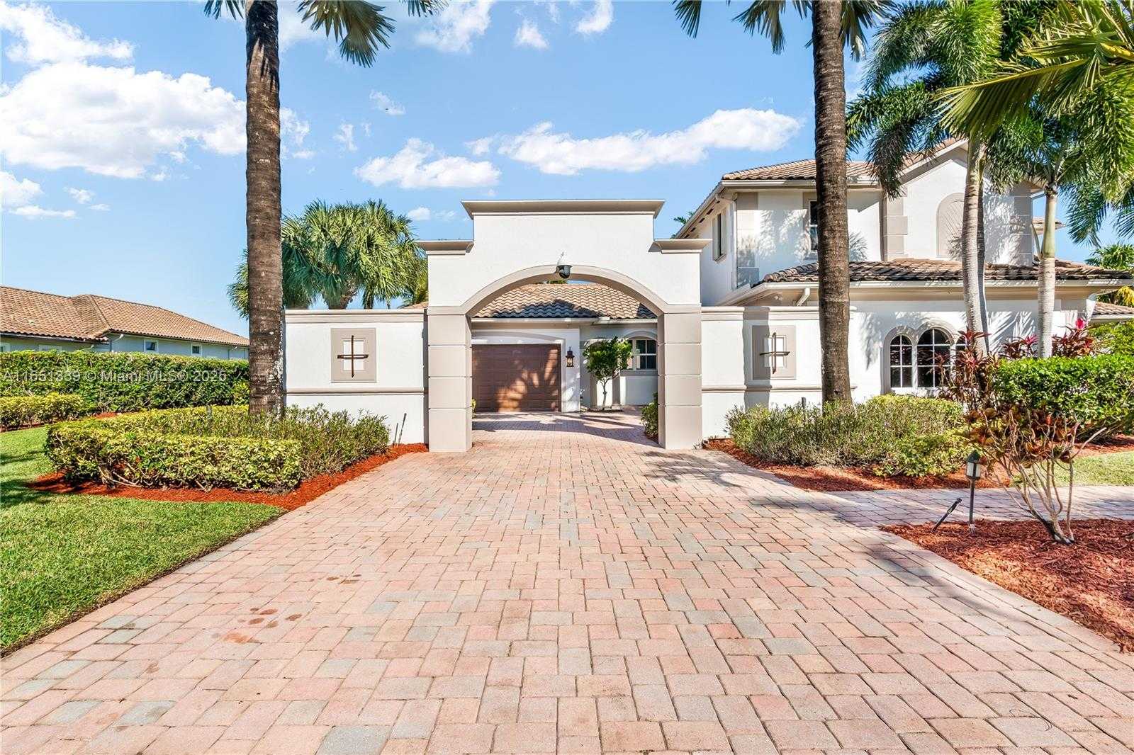 Small Image of 14403 SOUTH JOCKEY CIR S, Davie Number 78