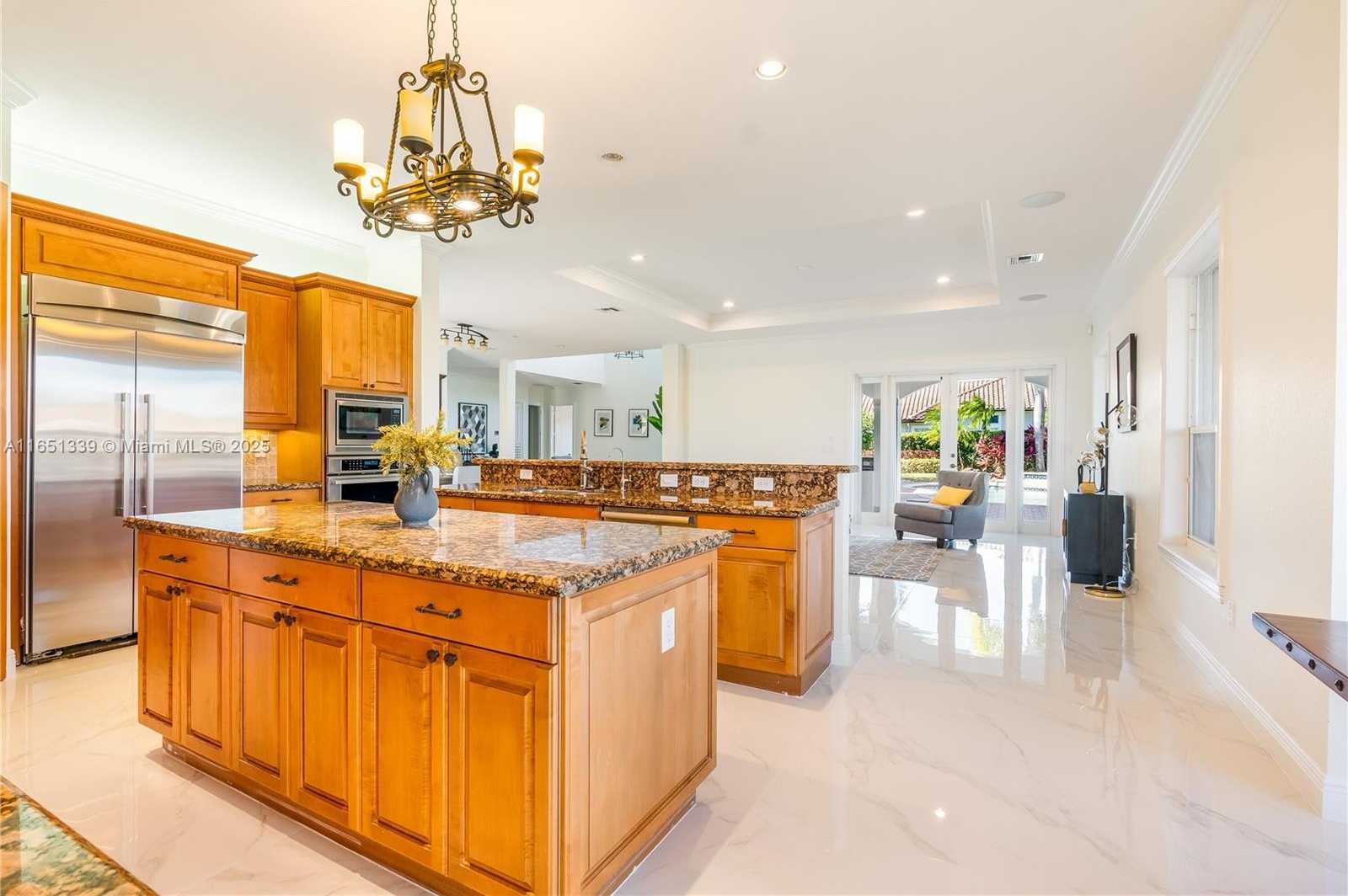 Small Image of 14403 SOUTH JOCKEY CIR S, Davie Number 81