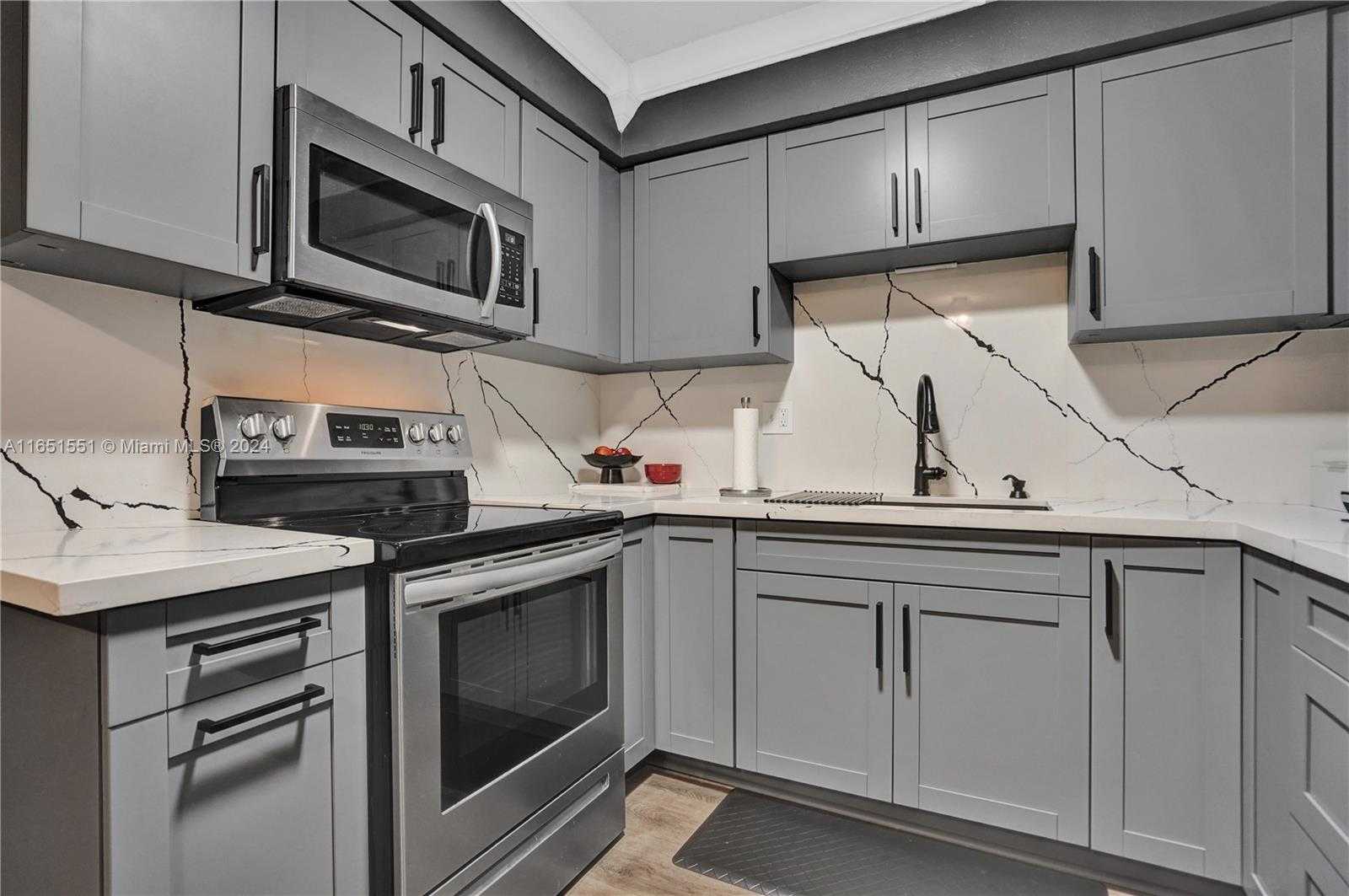 Small Image of 770 NORTH WEST 175TH DR, Miami Gardens Number 10