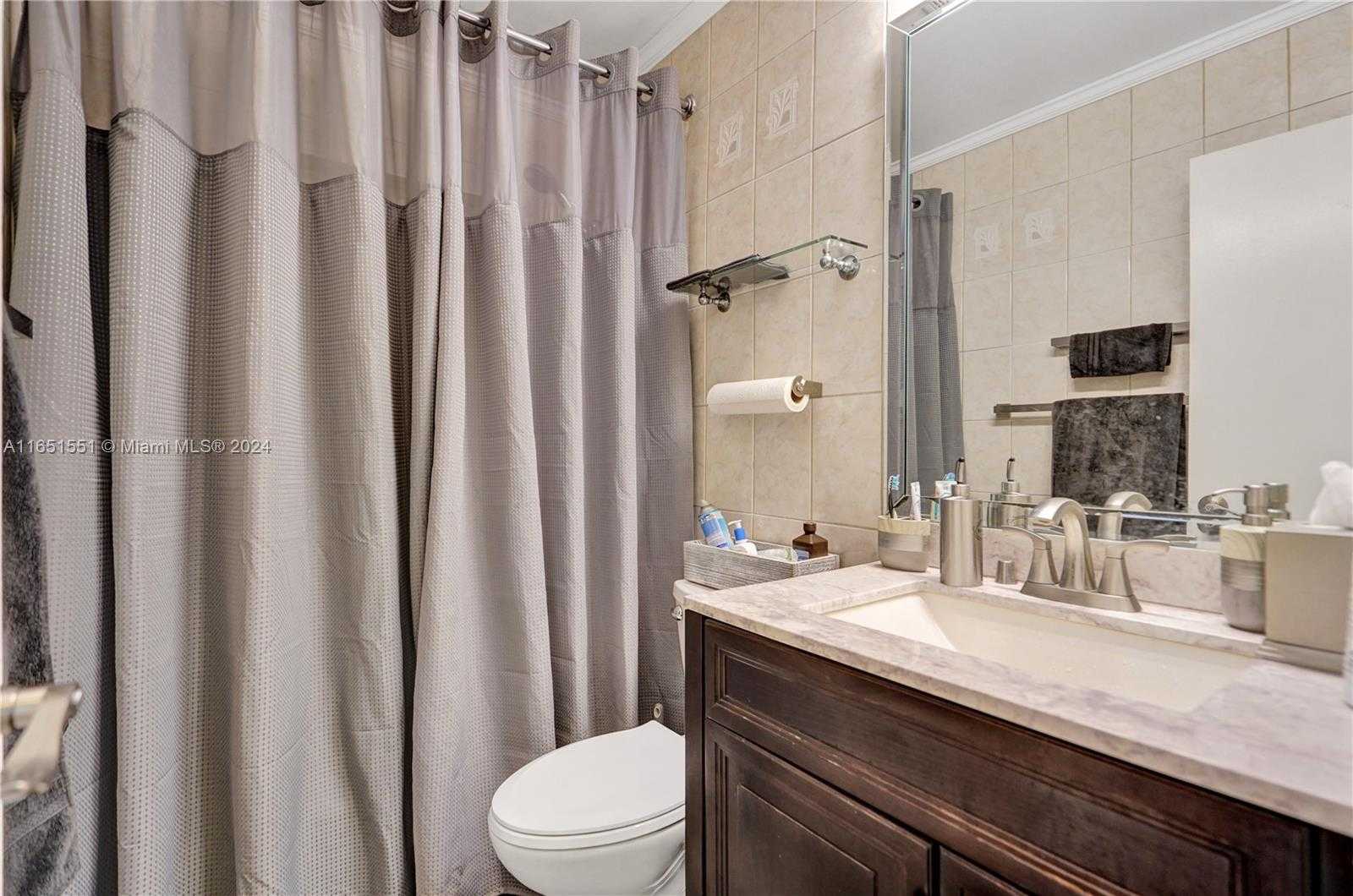 Small Image of 770 NORTH WEST 175TH DR, Miami Gardens Number 21