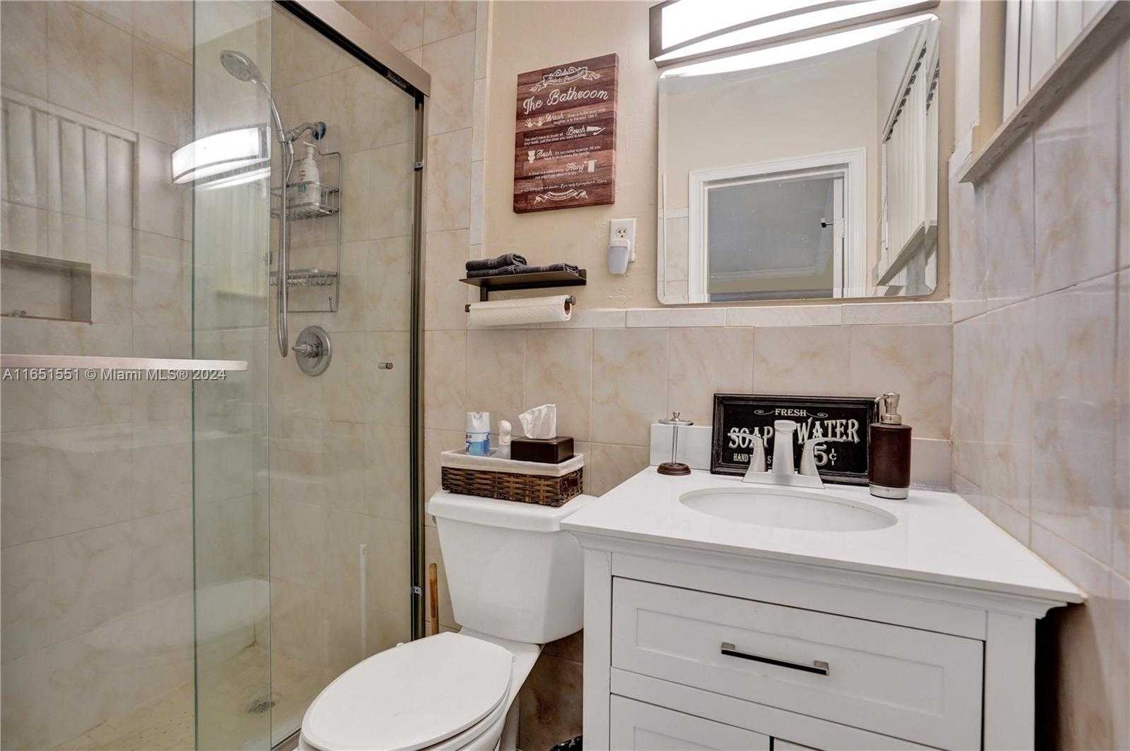 Small Image of 770 NORTH WEST 175TH DR, Miami Gardens Number 25