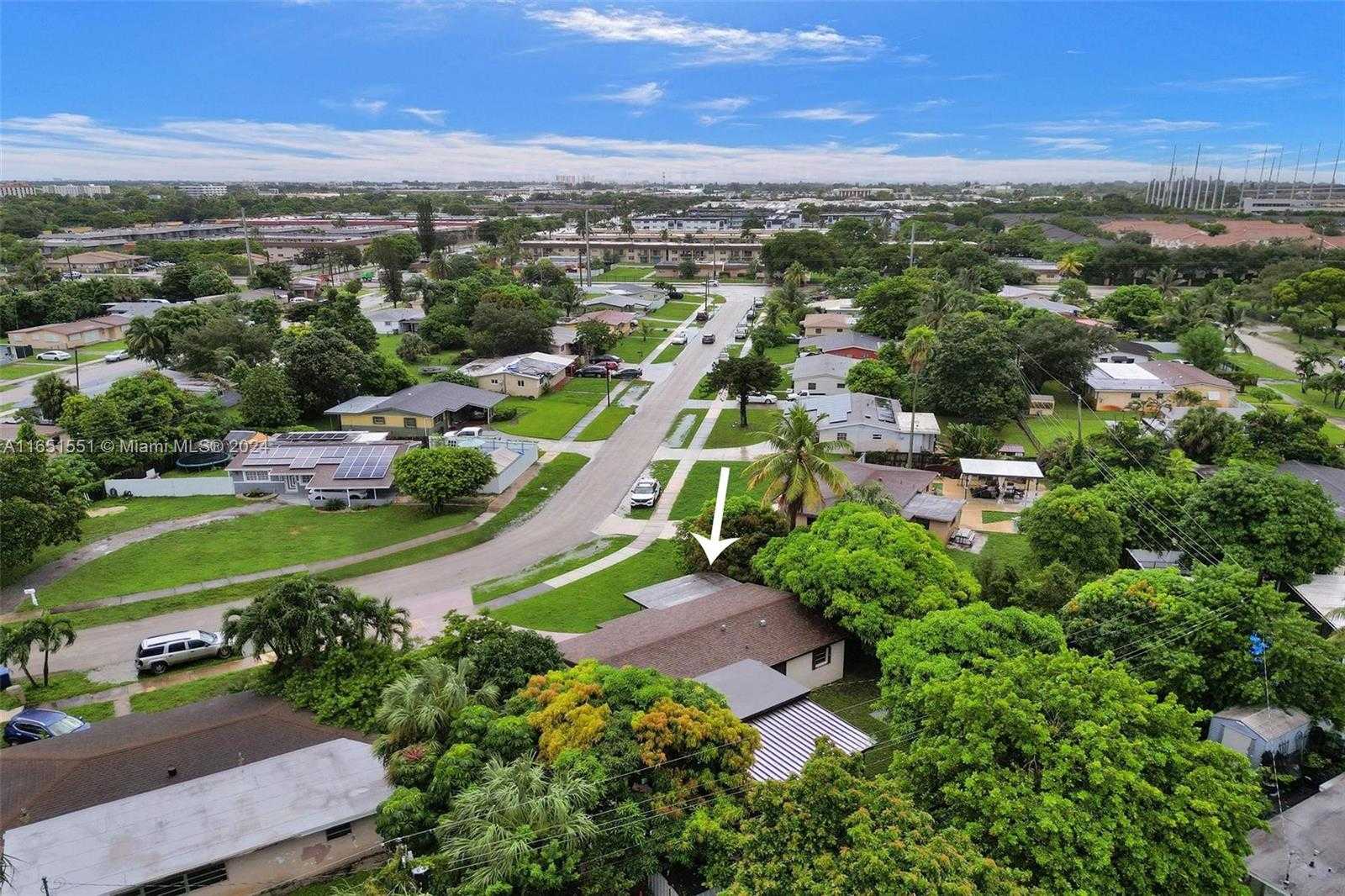 Small Image of 770 NORTH WEST 175TH DR, Miami Gardens Number 35
