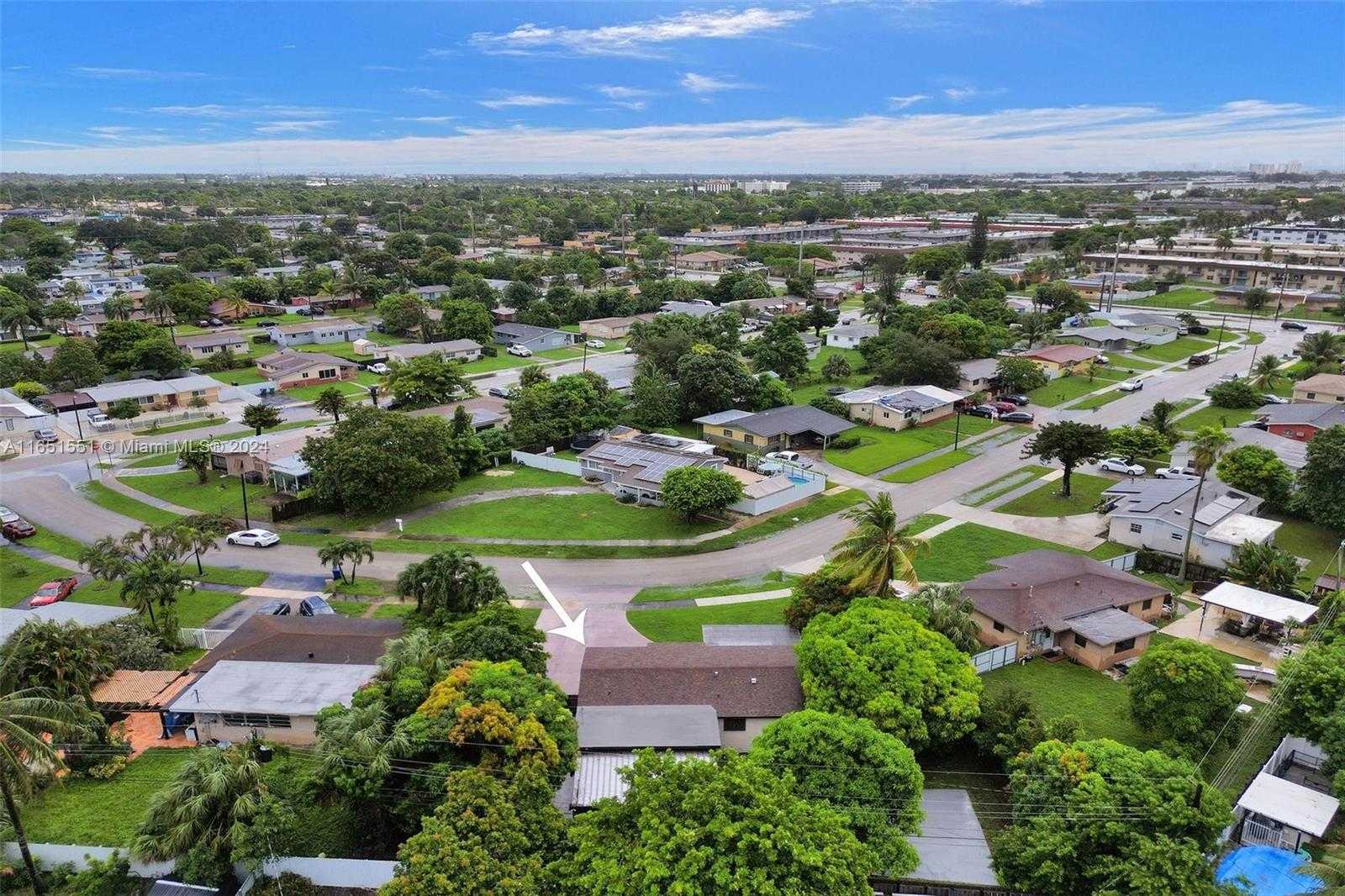 Small Image of 770 NORTH WEST 175TH DR, Miami Gardens Number 40