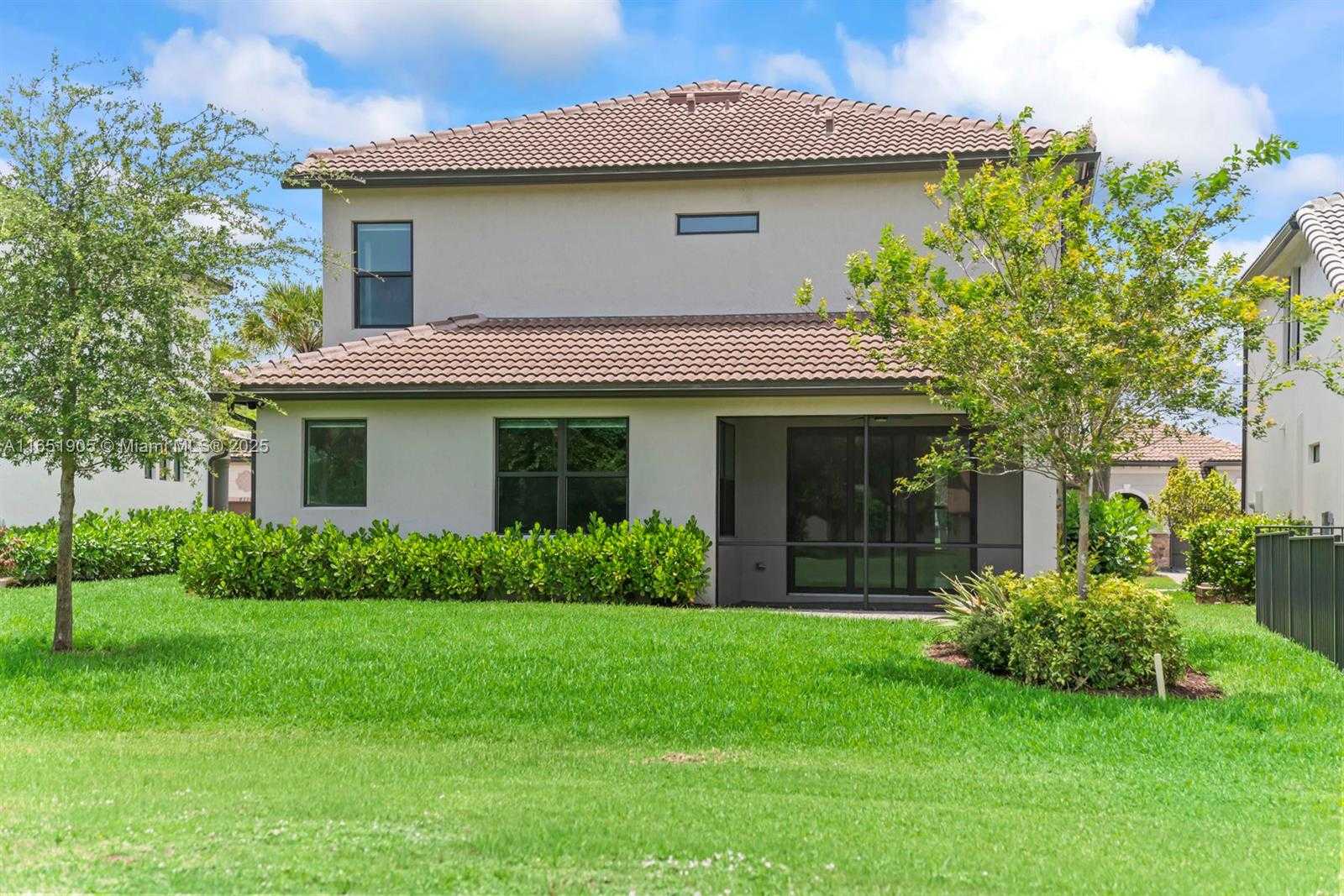 Small Image of 8123 NORTH WEST 78TH ST, Tamarac Number 3