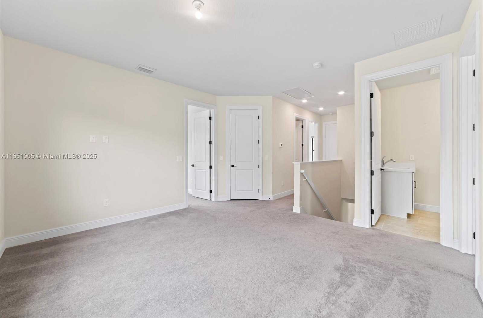 Small Image of 8123 NORTH WEST 78TH ST, Tamarac Number 30
