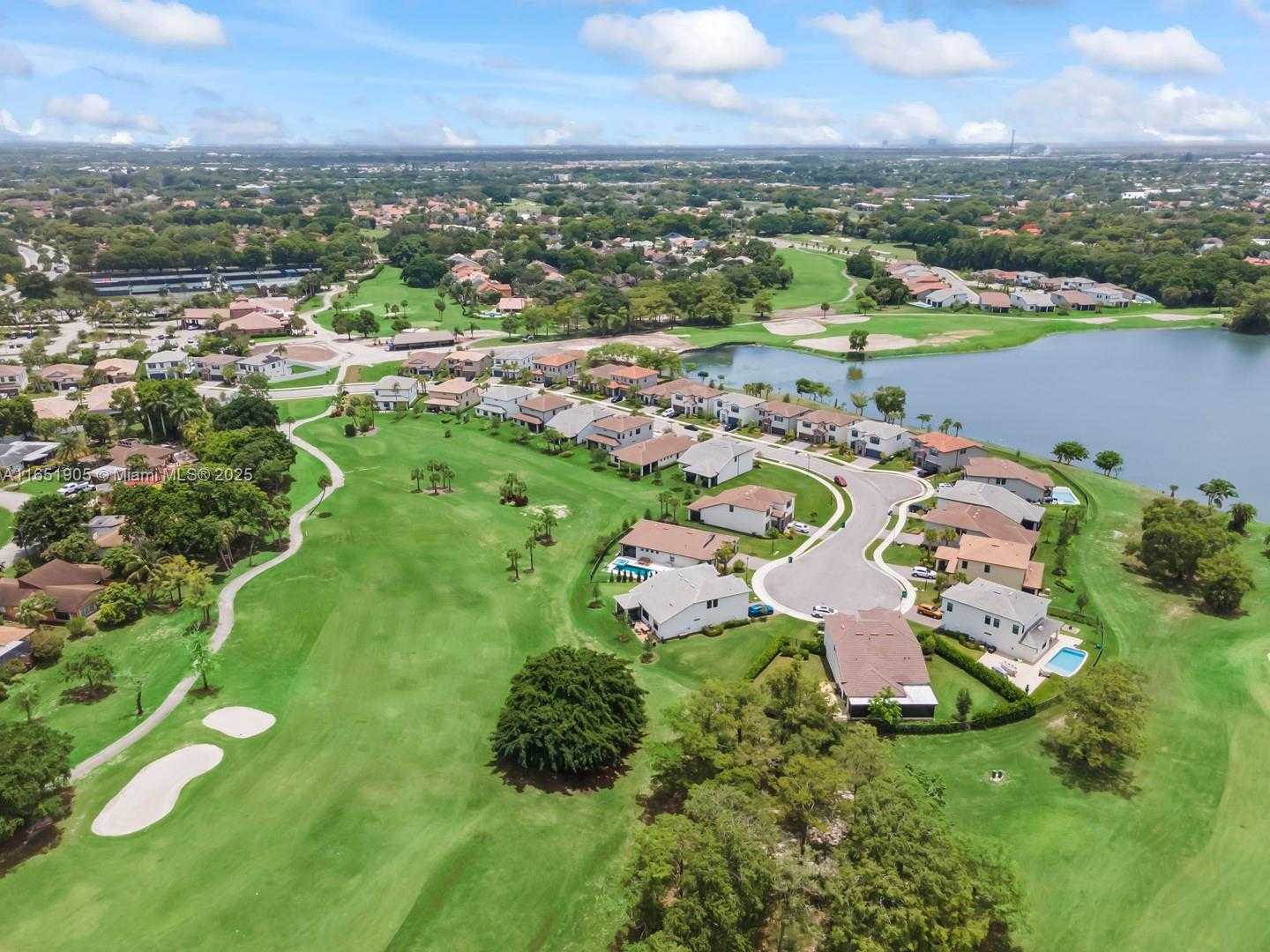 Small Image of 8123 NORTH WEST 78TH ST, Tamarac Number 50