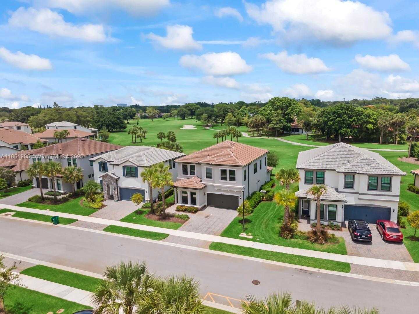 Small Image of 8123 NORTH WEST 78TH ST, Tamarac Number 6