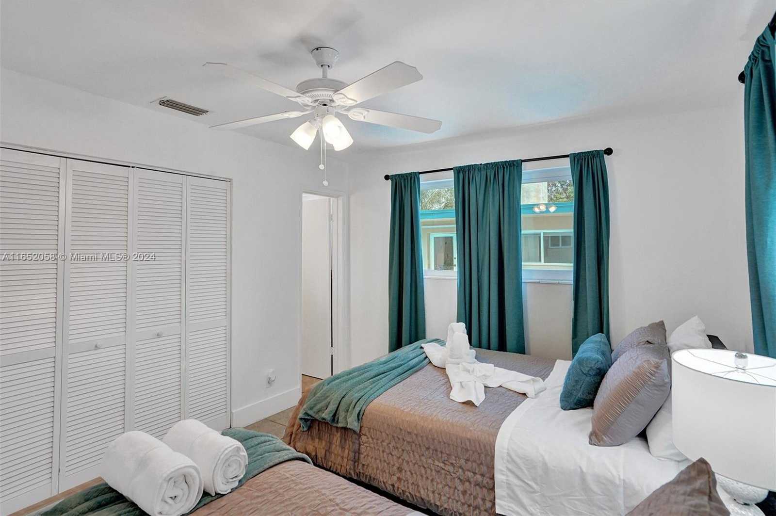 Small Image of 2320 SOUTH WEST 36TH AVE, Fort Lauderdale Number 20