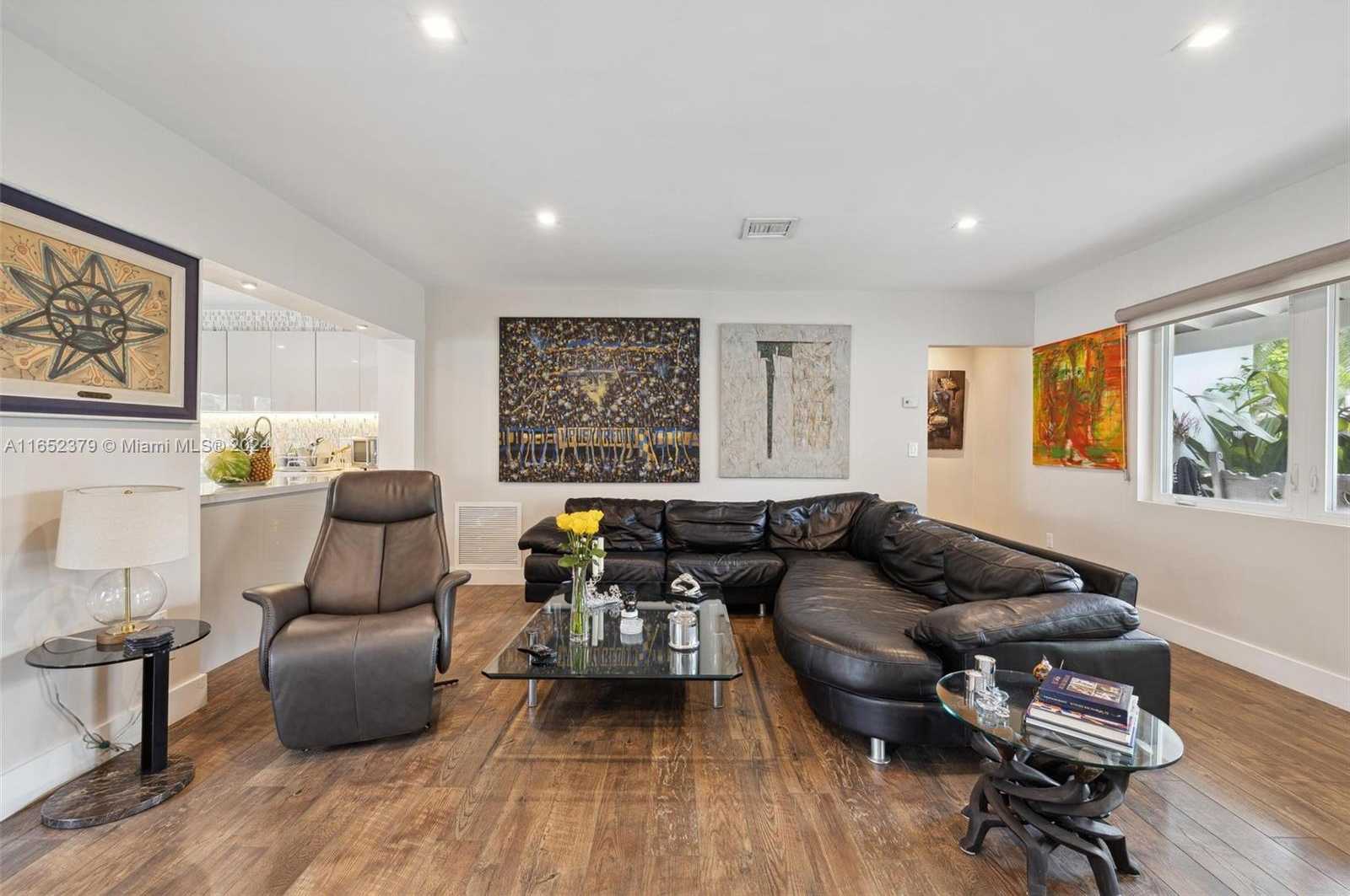 Small Image of 670 ALLENDALE RD, Key Biscayne Number 24