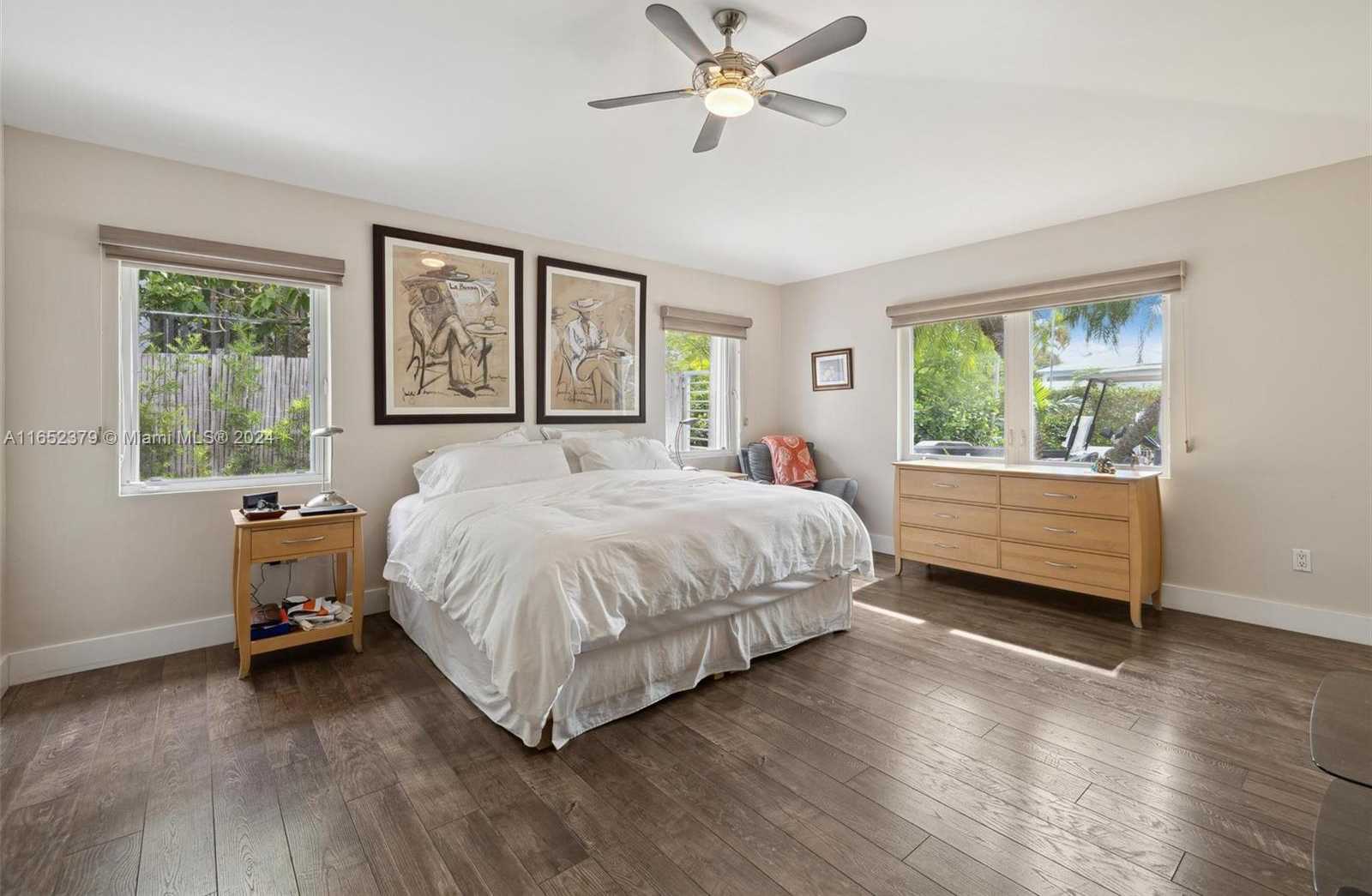 Small Image of 670 ALLENDALE RD, Key Biscayne Number 27