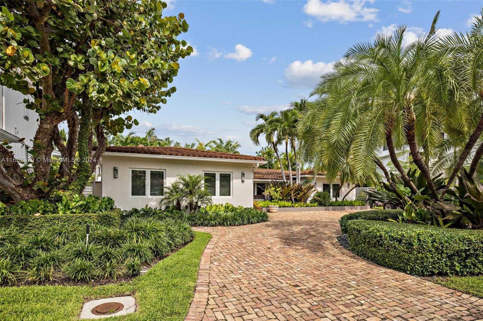 Small Image of 670 ALLENDALE RD, Key Biscayne Number 4